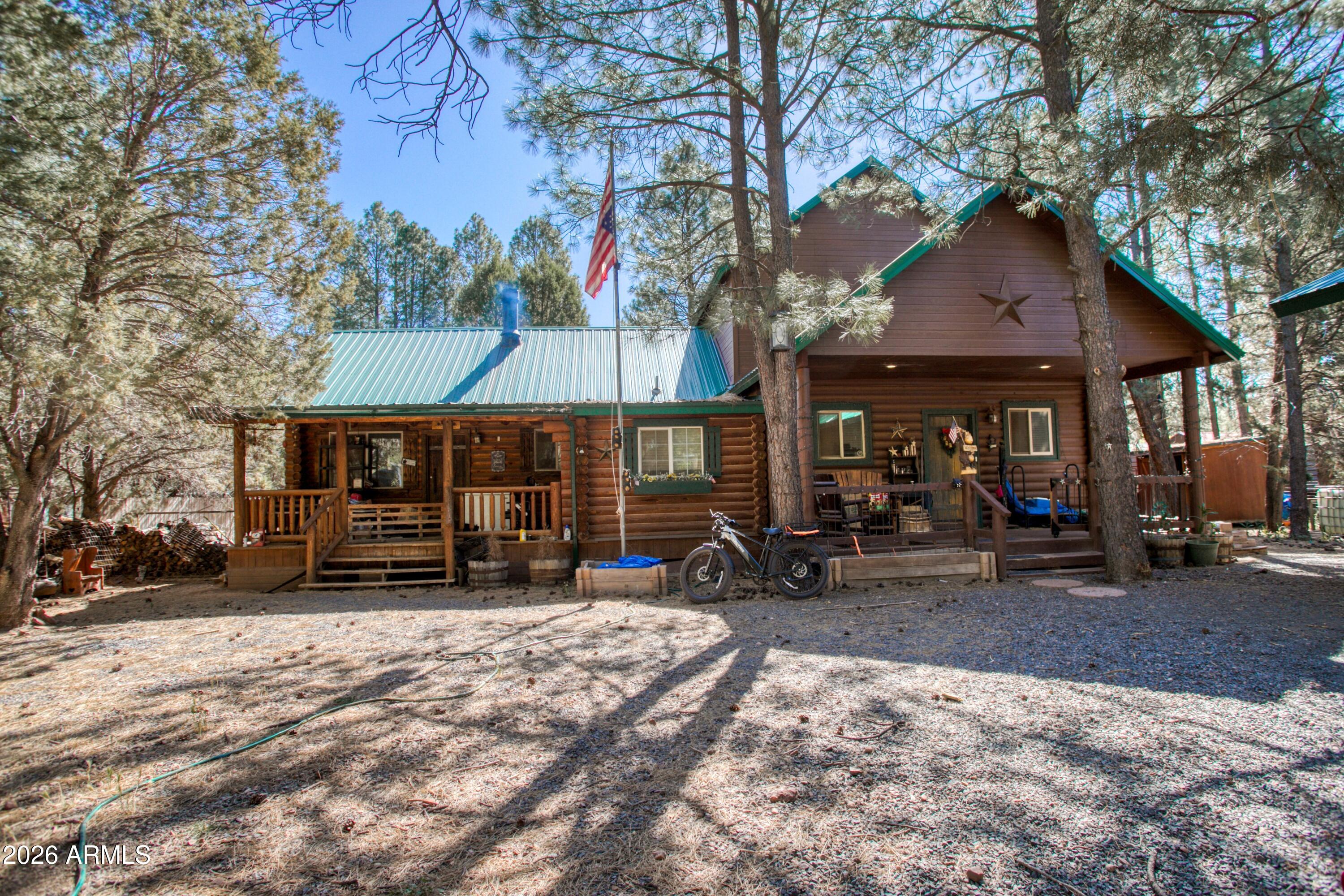 APACHE COVE AMD - Residential