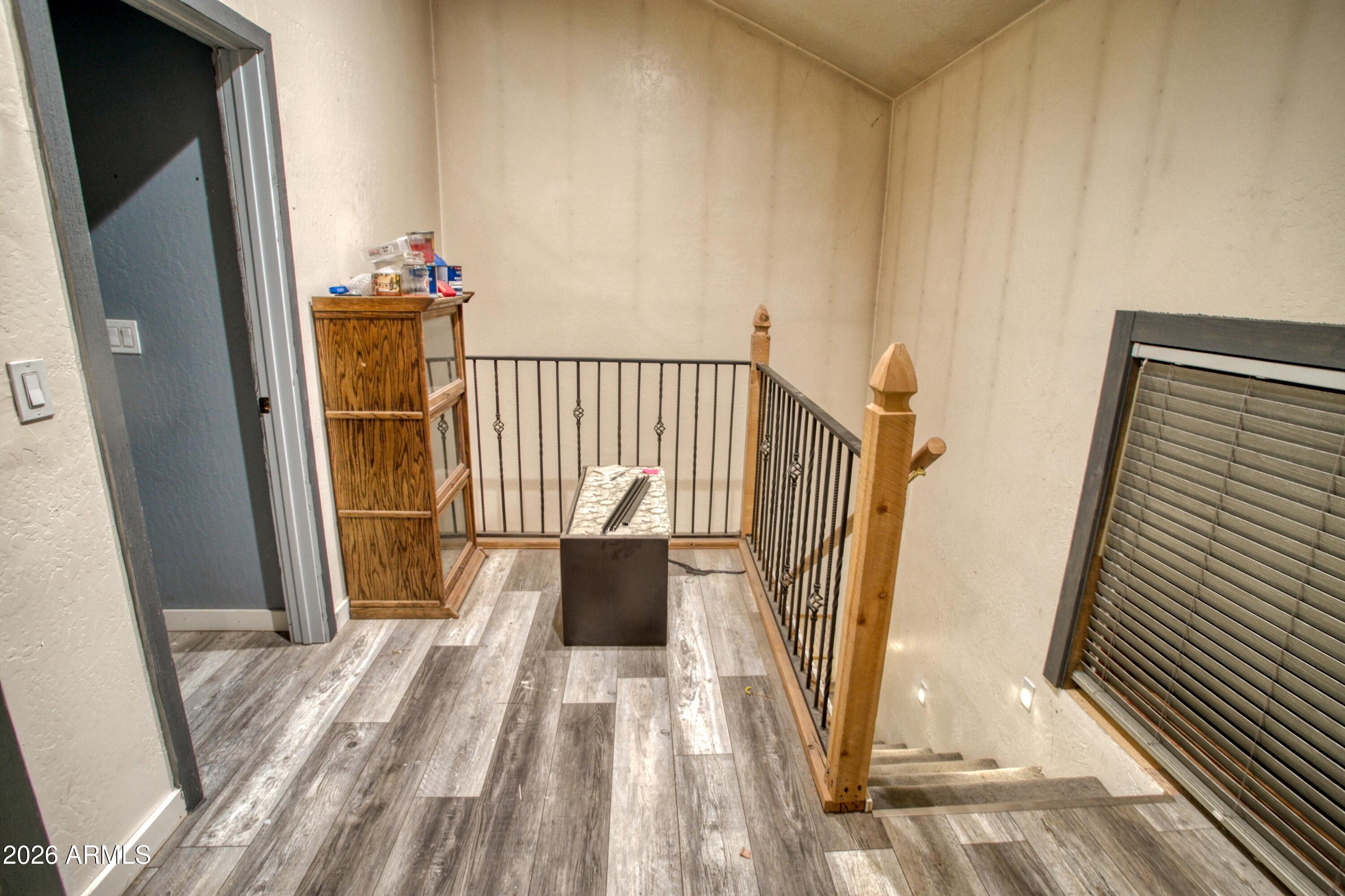 APACHE COVE AMD - Residential