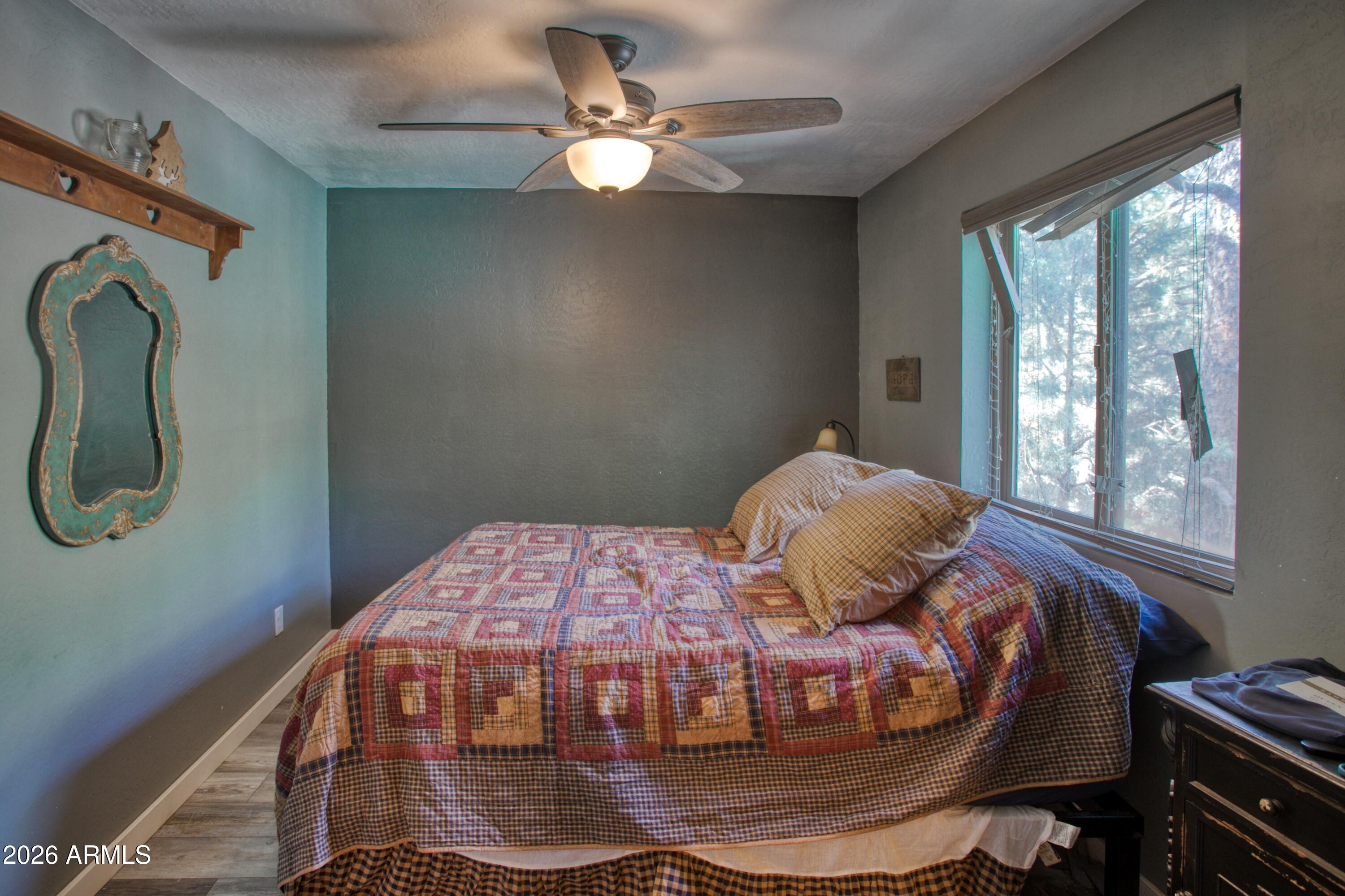 APACHE COVE AMD - Residential