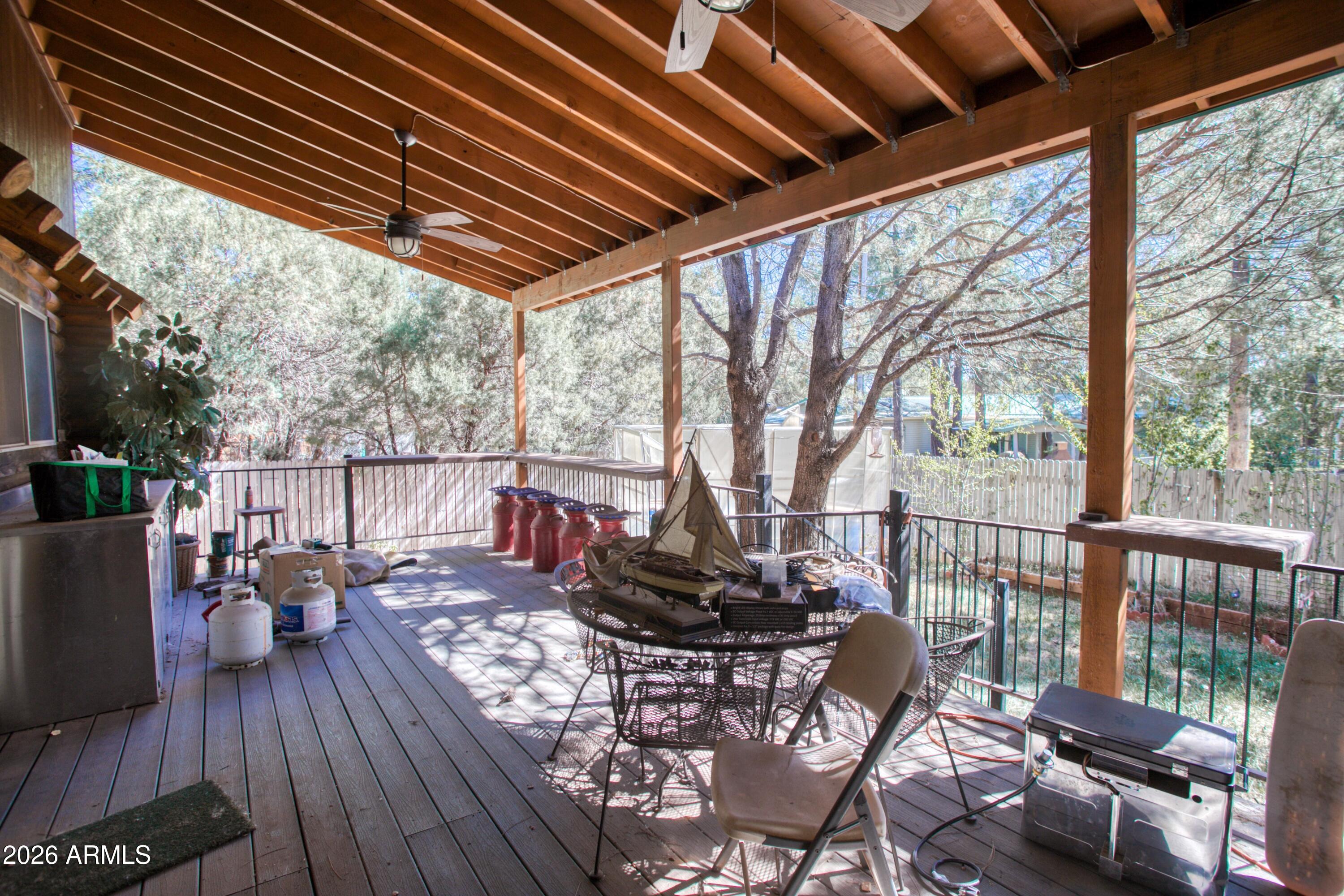 APACHE COVE AMD - Residential