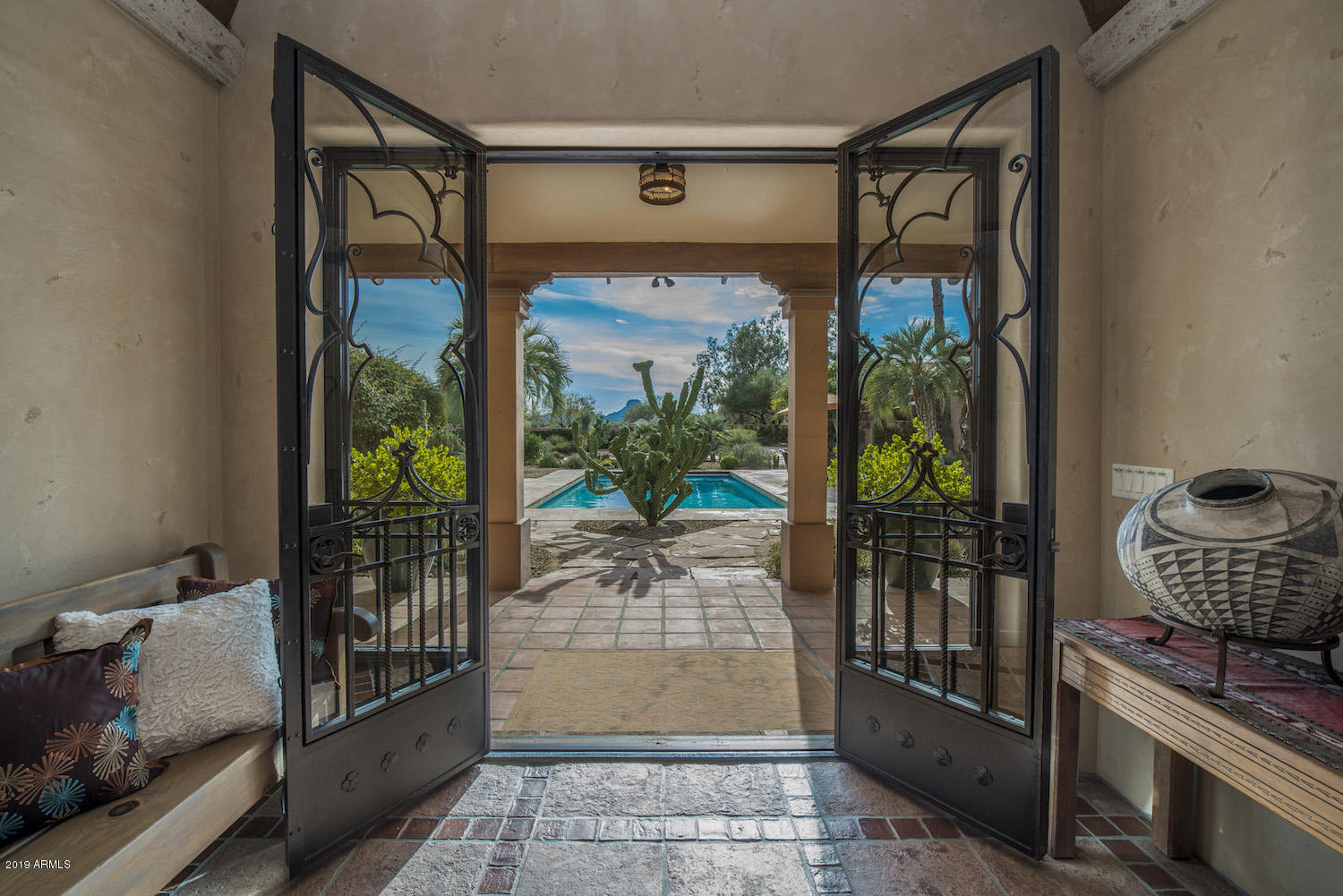 RANCHO DE LOS CABALLEROS UNIT THREE LT 56-70 TR A - Residential