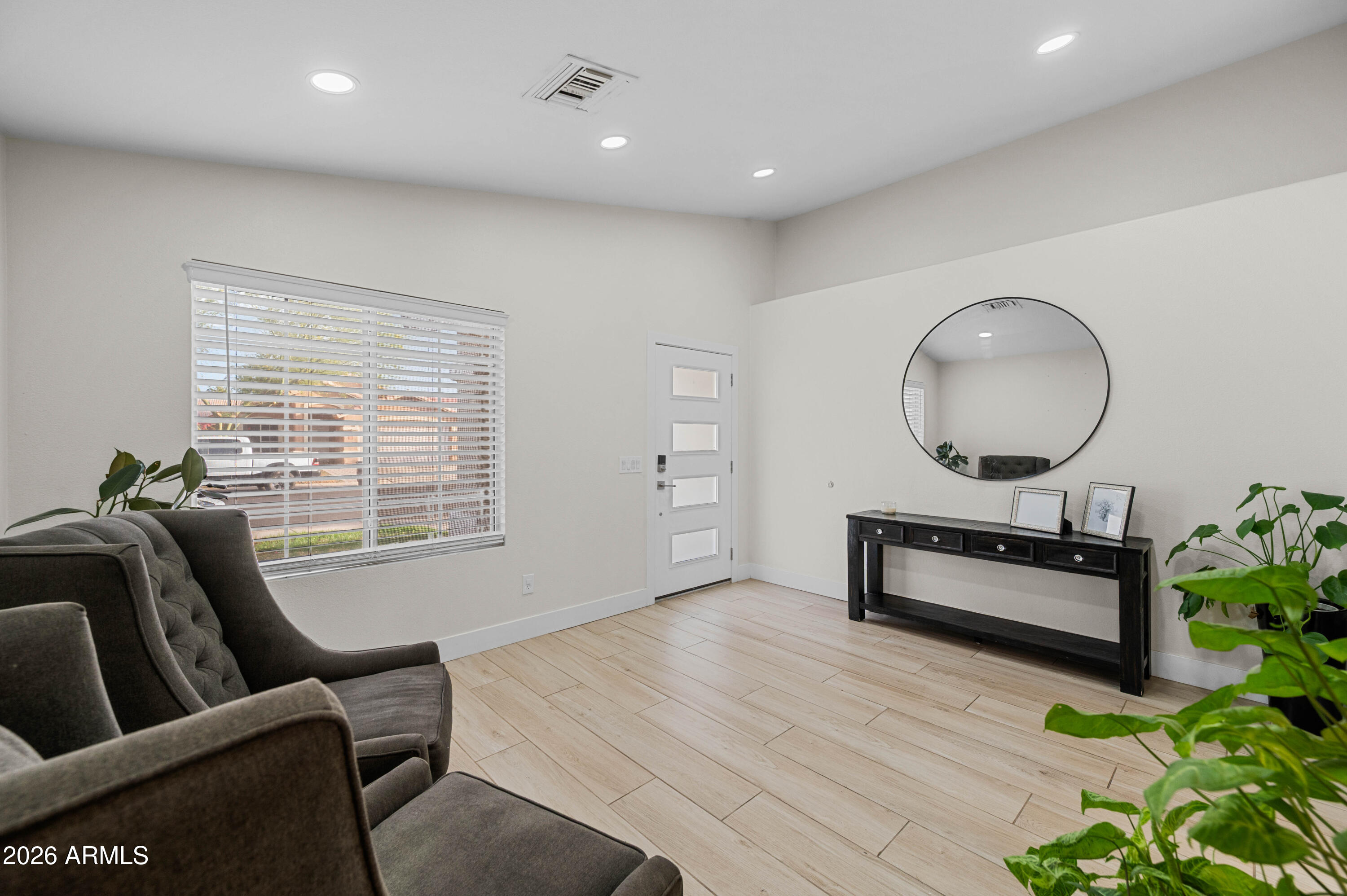 PALM GARDENS - Residential
