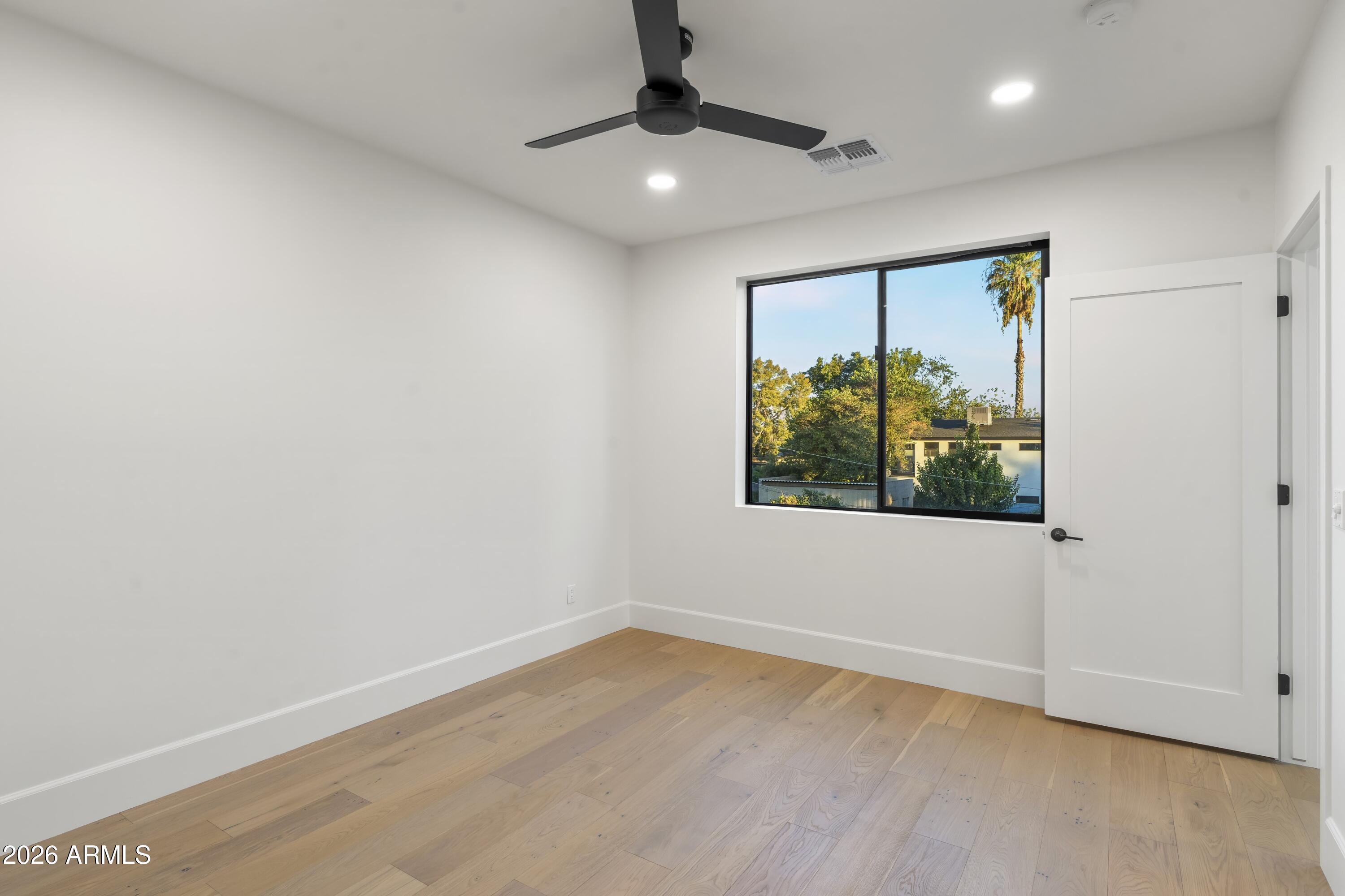 ORANGE DELL - Residential