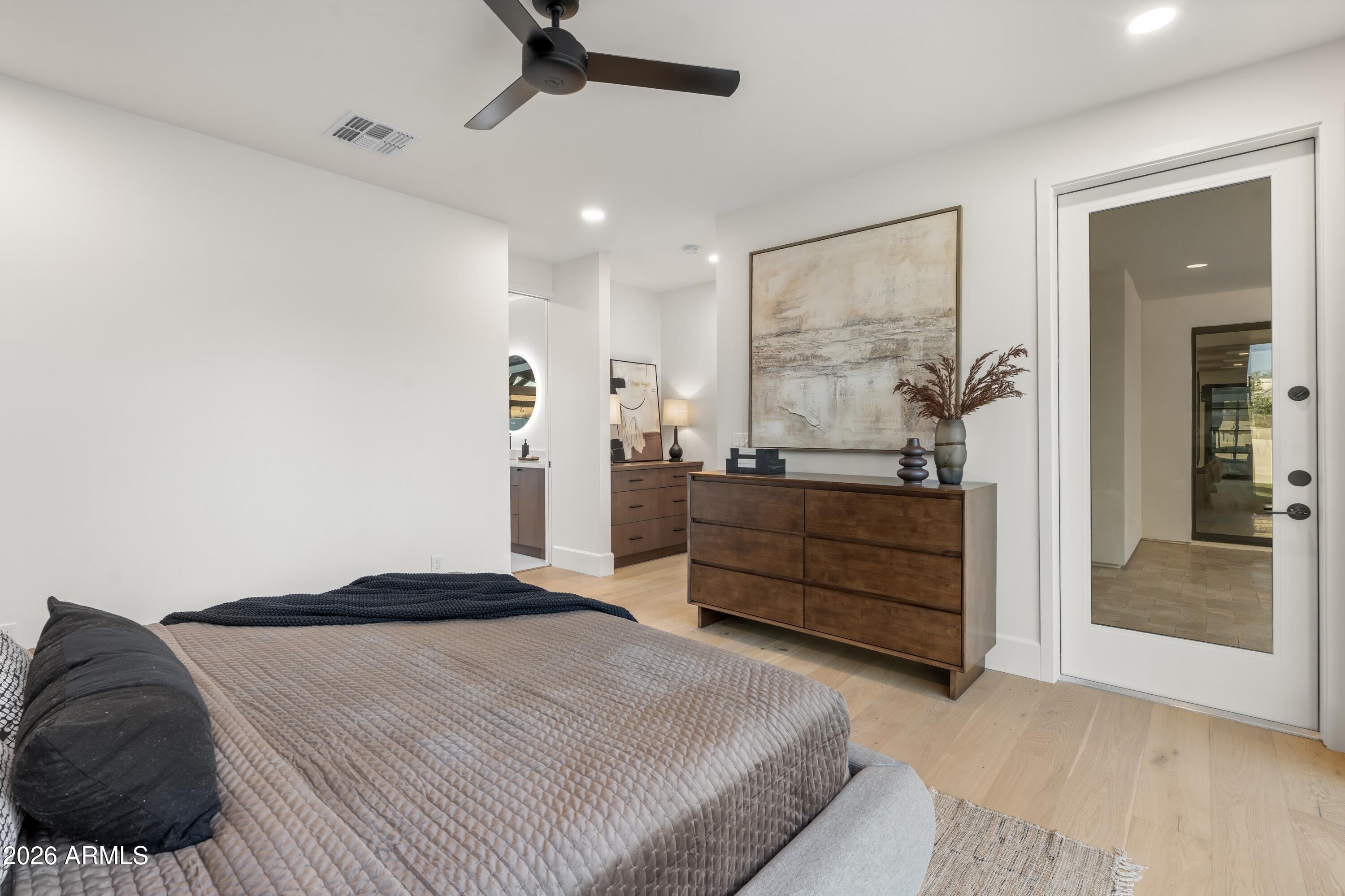 ORANGE DELL - Residential