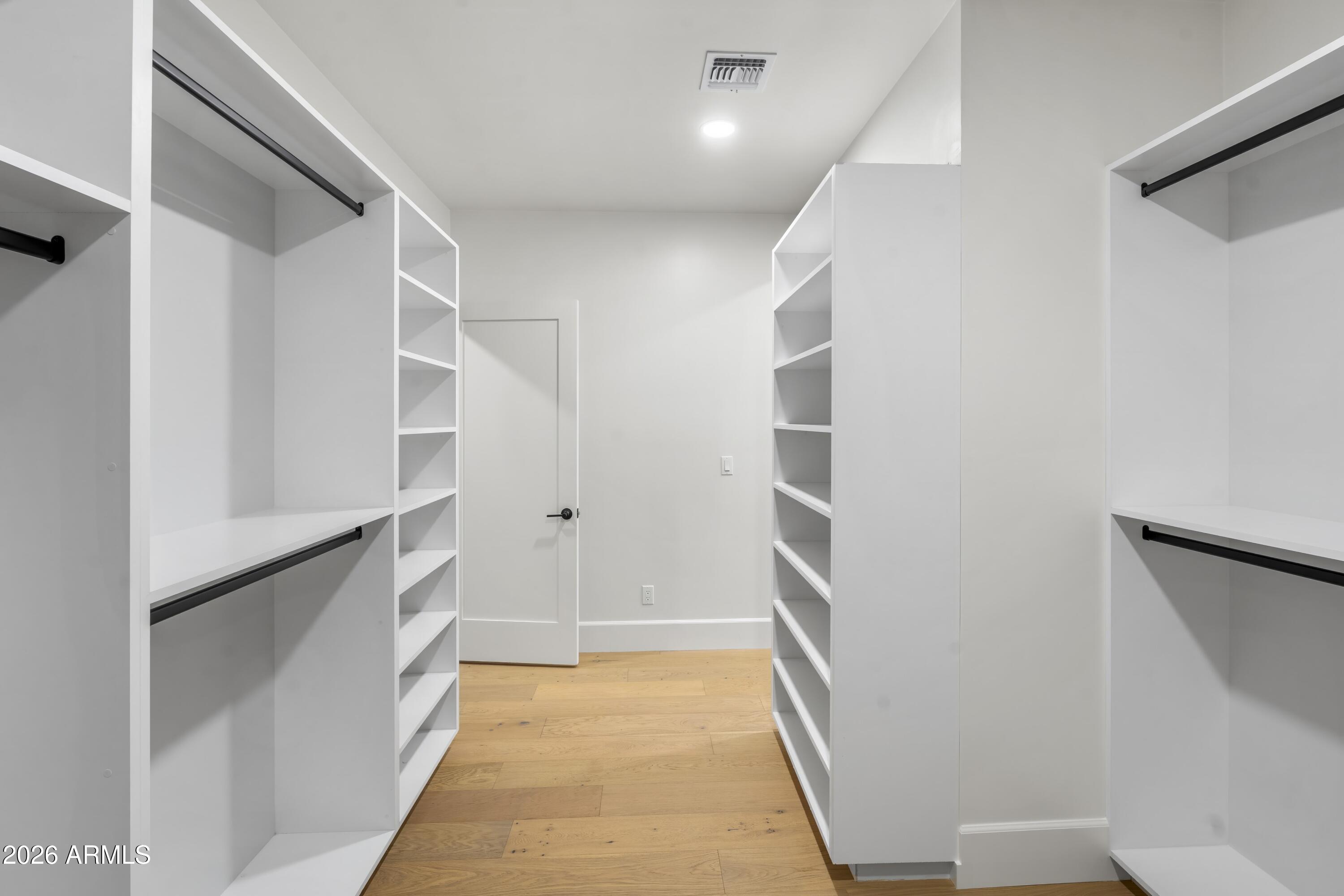 ORANGE DELL - Residential