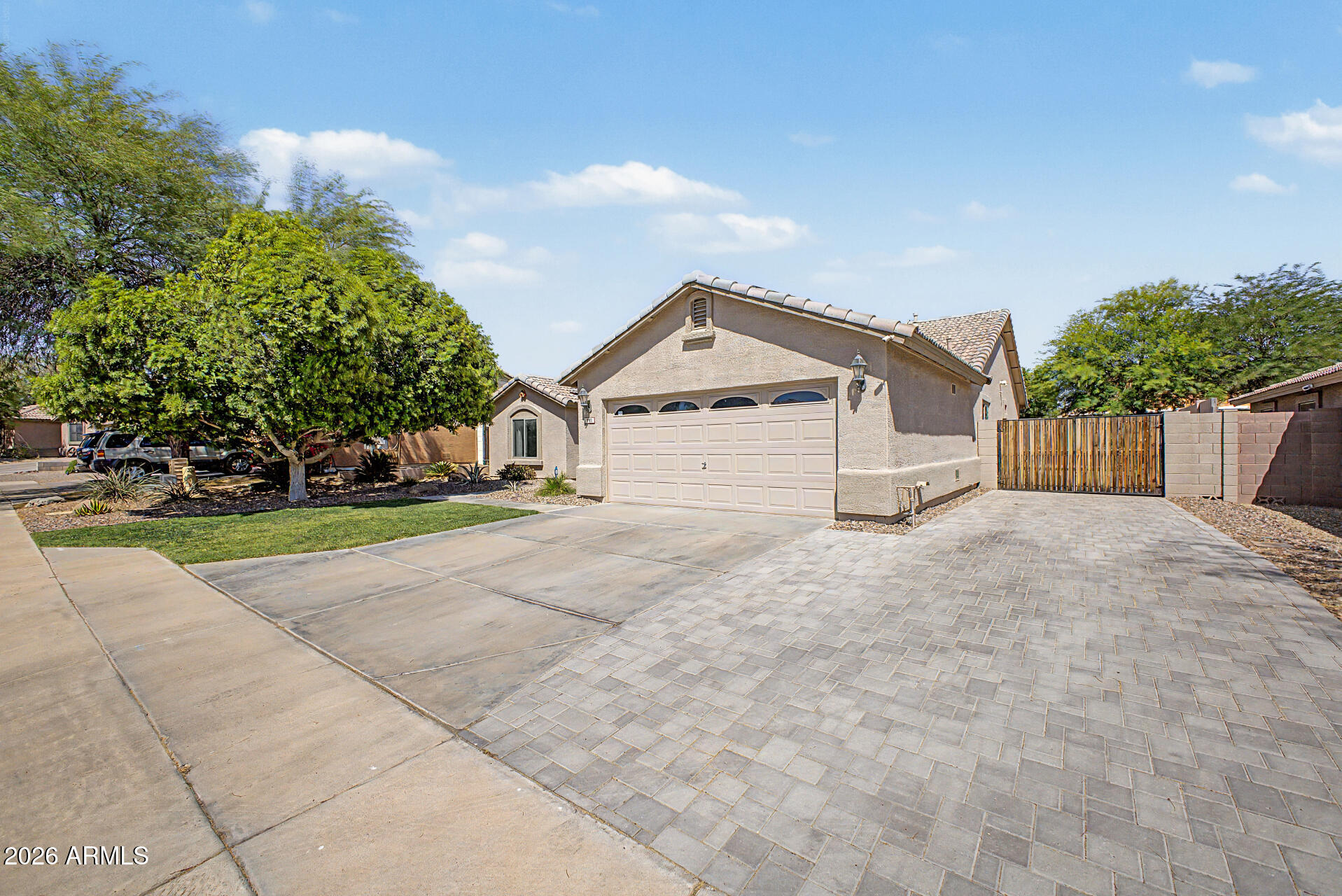 ADOBE HILLS OF MESA - Residential