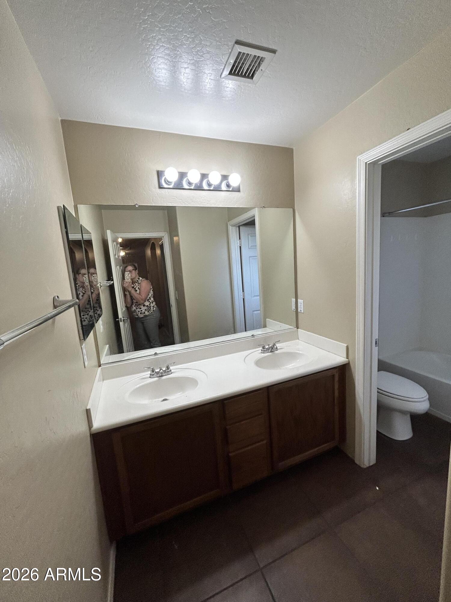 SUN GROVES PARCEL 13 THRU 16 - Residential