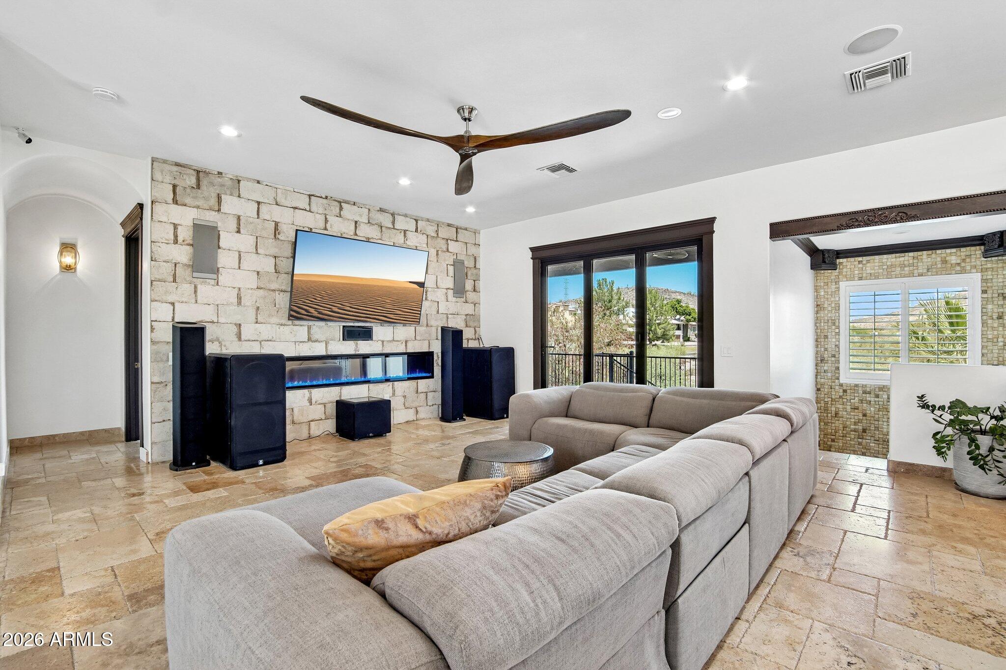 THUNDERBIRD VISTAS AMD 2 - Residential