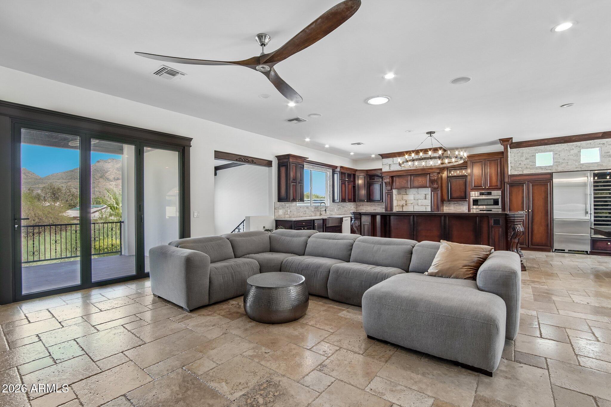 THUNDERBIRD VISTAS AMD 2 - Residential