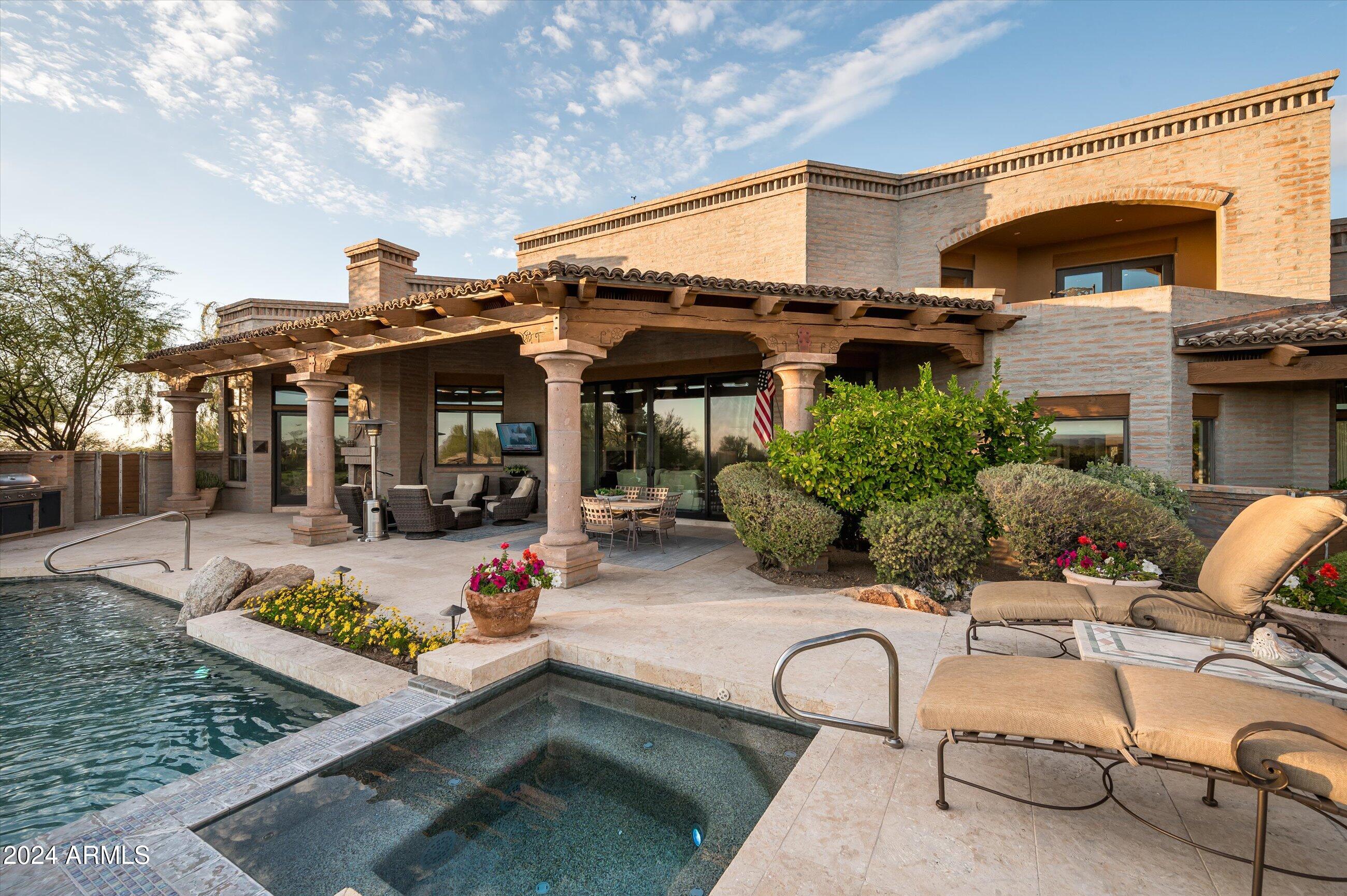DESERT MOUNTAIN PHASE 1 UNIT 2 LOT 206-335 TR A - Residential