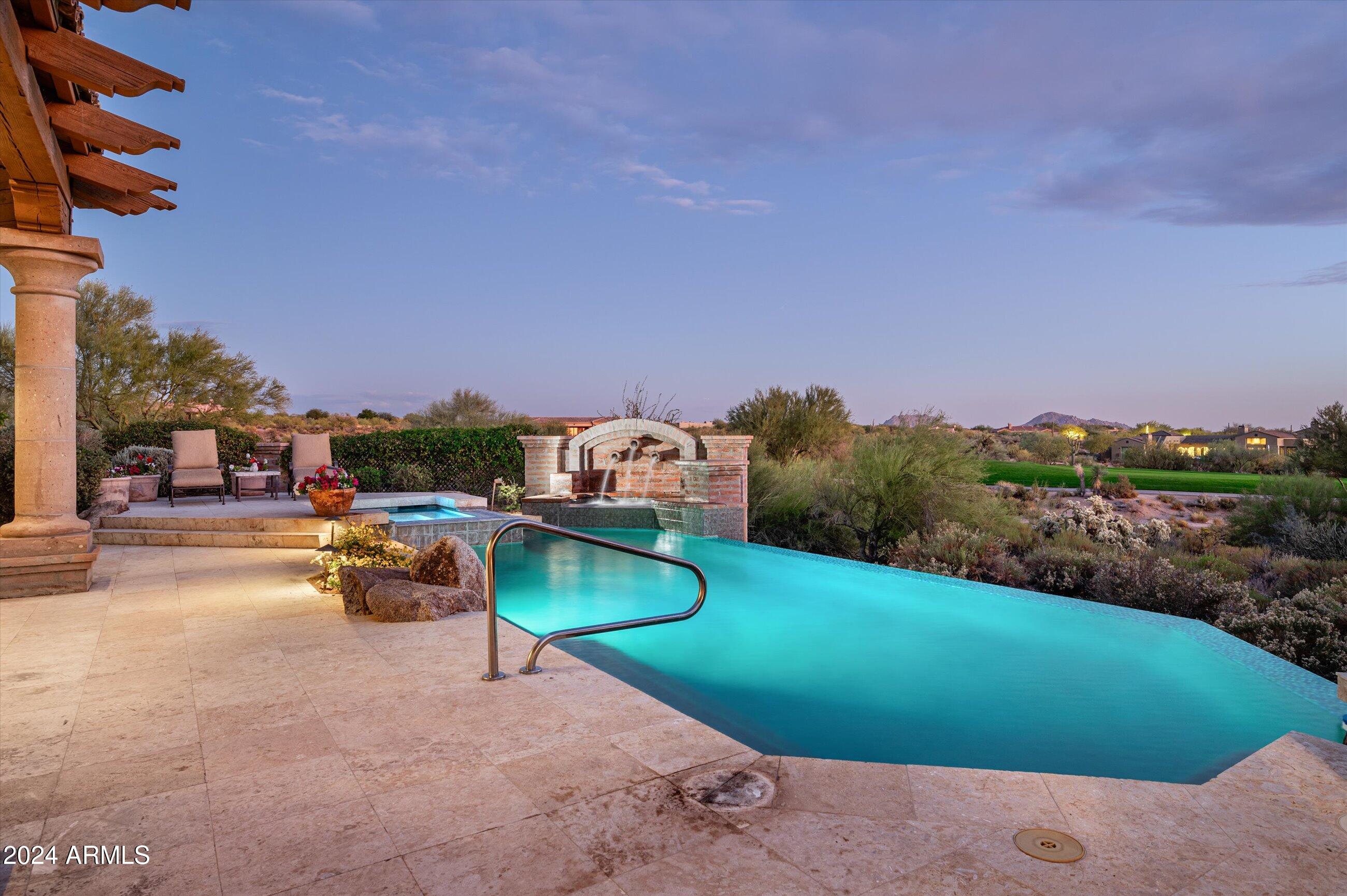 DESERT MOUNTAIN PHASE 1 UNIT 2 LOT 206-335 TR A - Residential