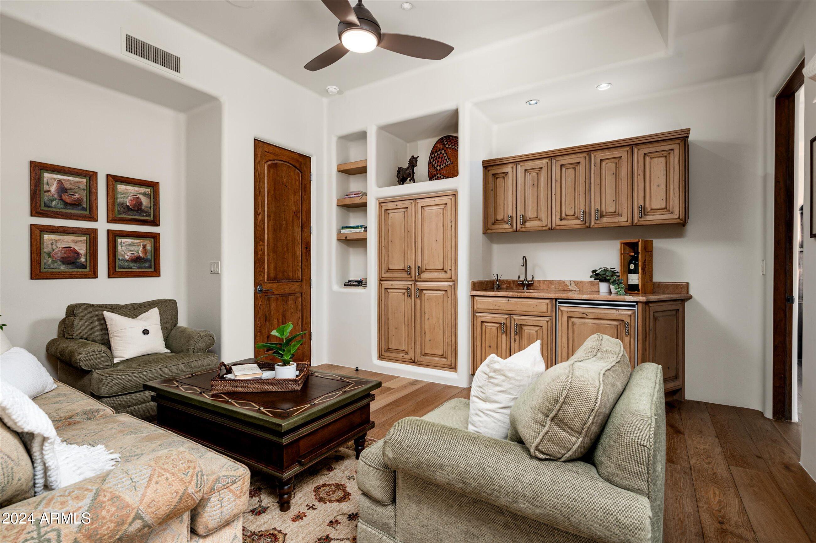 DESERT MOUNTAIN PHASE 1 UNIT 2 LOT 206-335 TR A - Residential