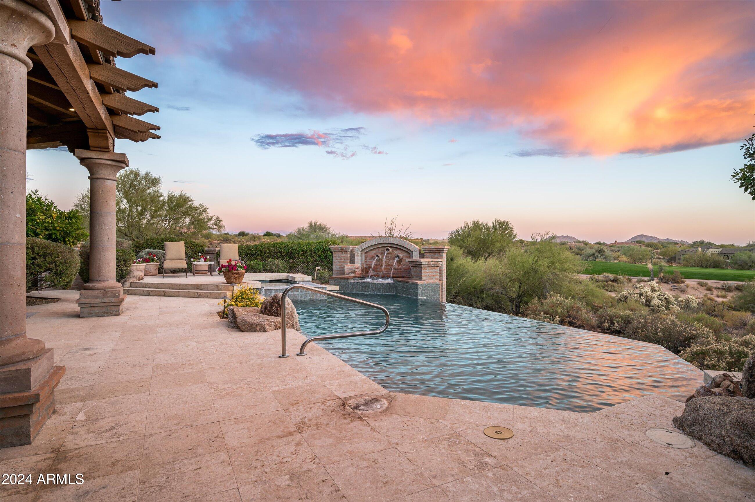 DESERT MOUNTAIN PHASE 1 UNIT 2 LOT 206-335 TR A - Residential