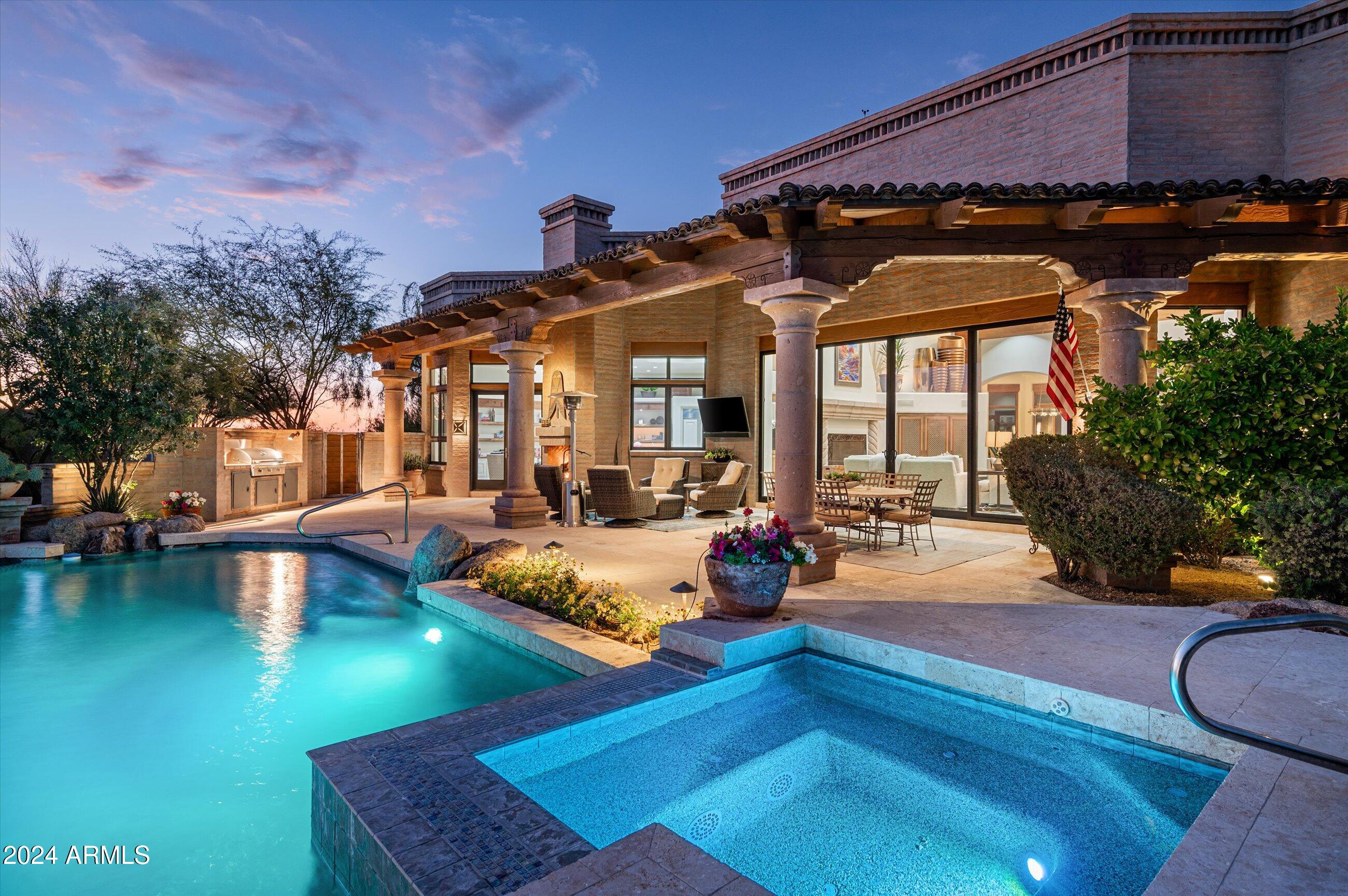 DESERT MOUNTAIN PHASE 1 UNIT 2 LOT 206-335 TR A - Residential