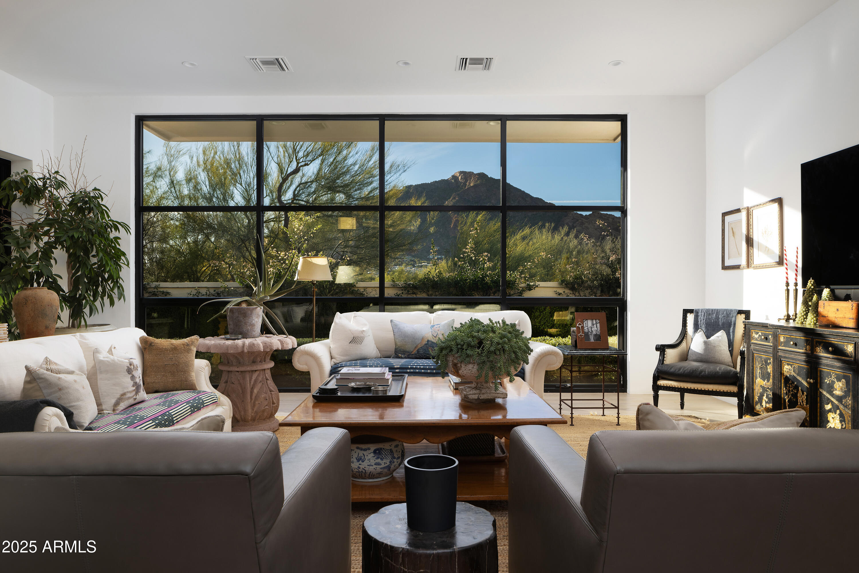 COLONIA MIRAMONTE - Residential