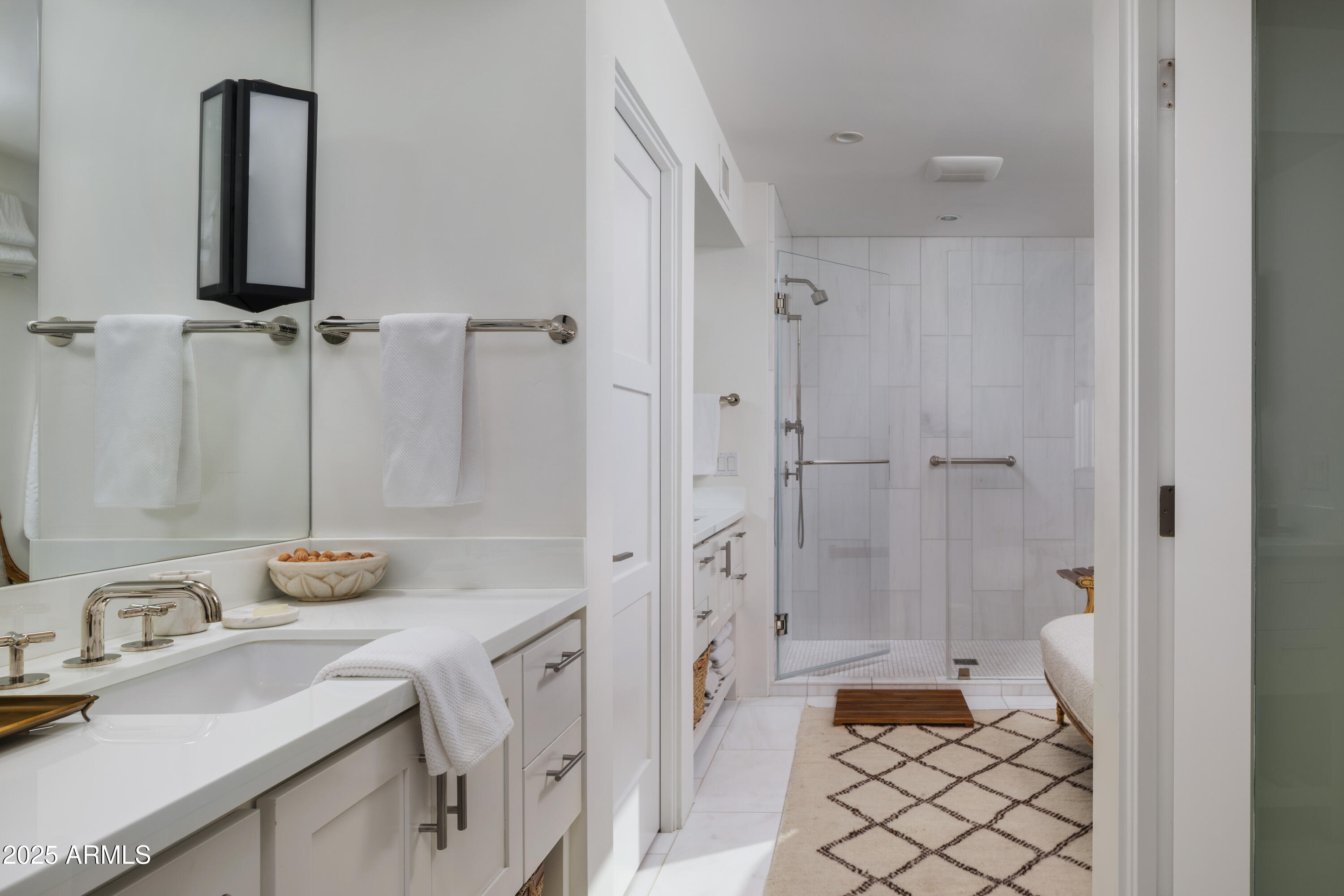 COLONIA MIRAMONTE - Residential