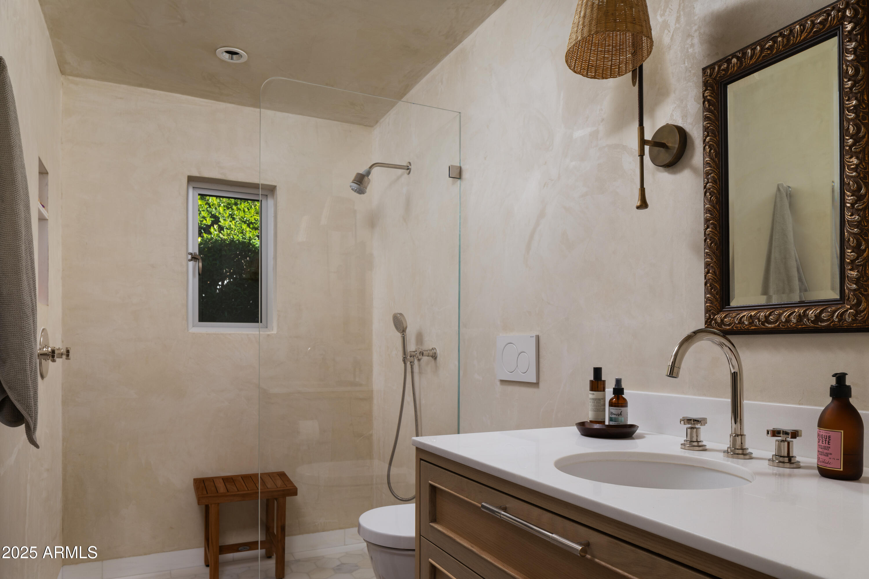 COLONIA MIRAMONTE - Residential