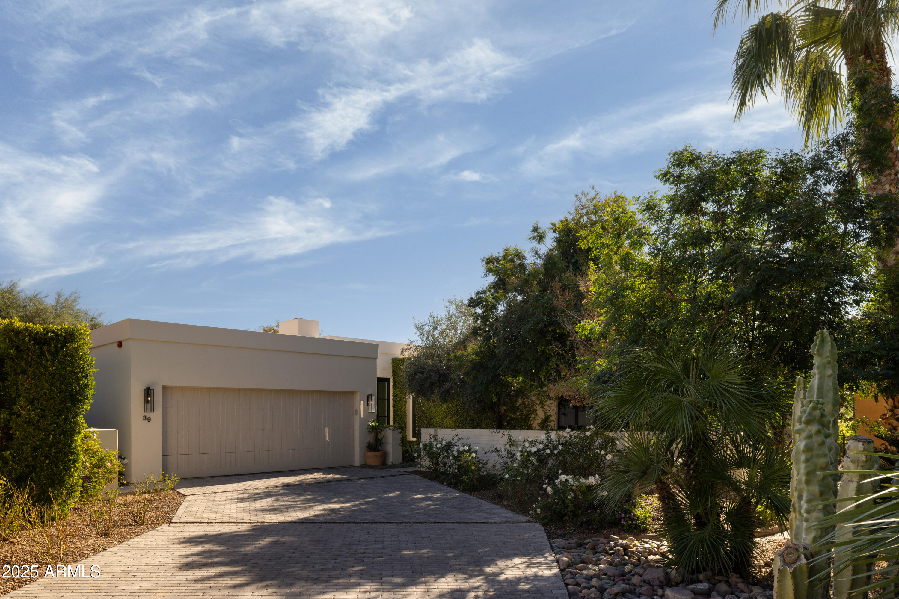 COLONIA MIRAMONTE - Residential
