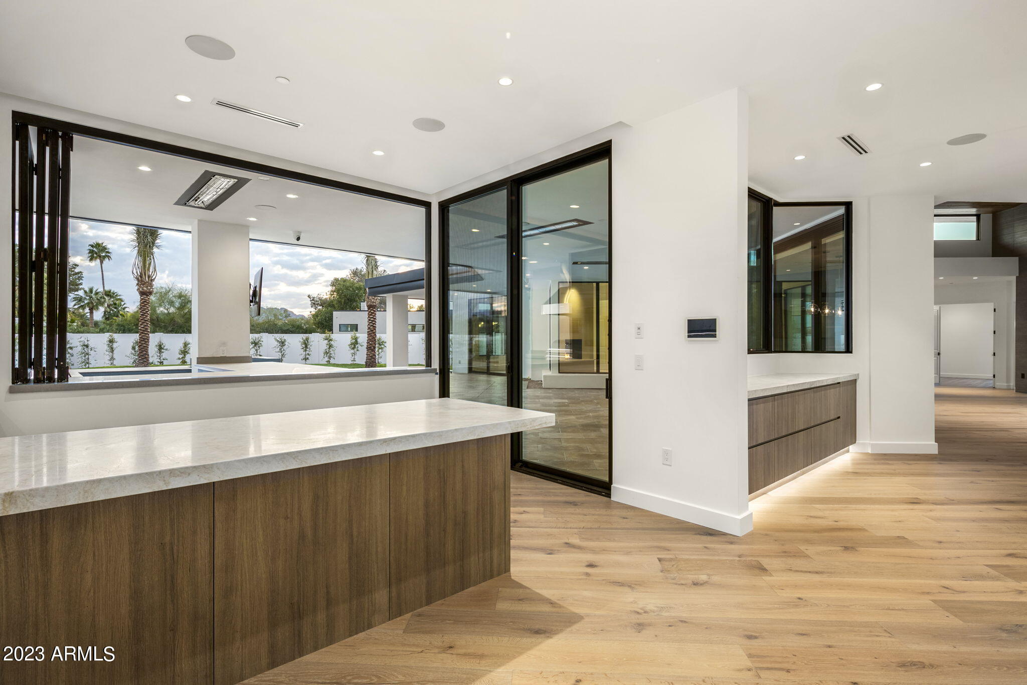 SUNBURST FARMS EAST 5 - Residential