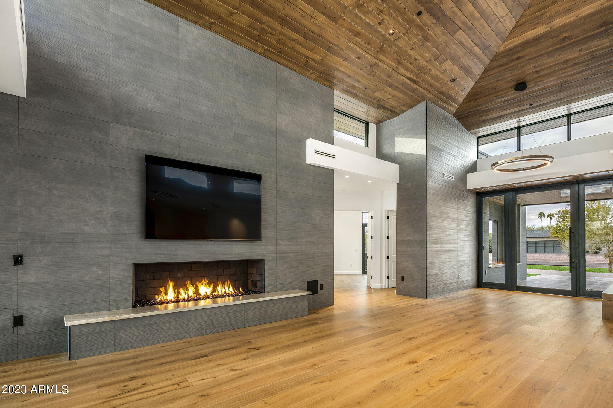 SUNBURST FARMS EAST 5 - Residential