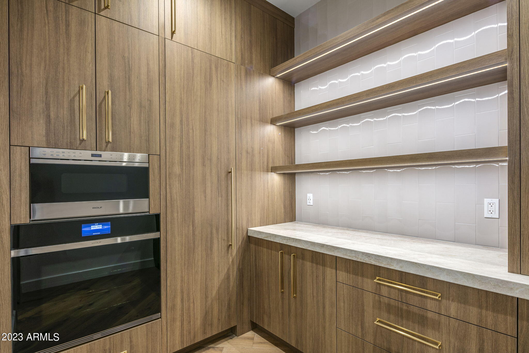 SUNBURST FARMS EAST 5 - Residential