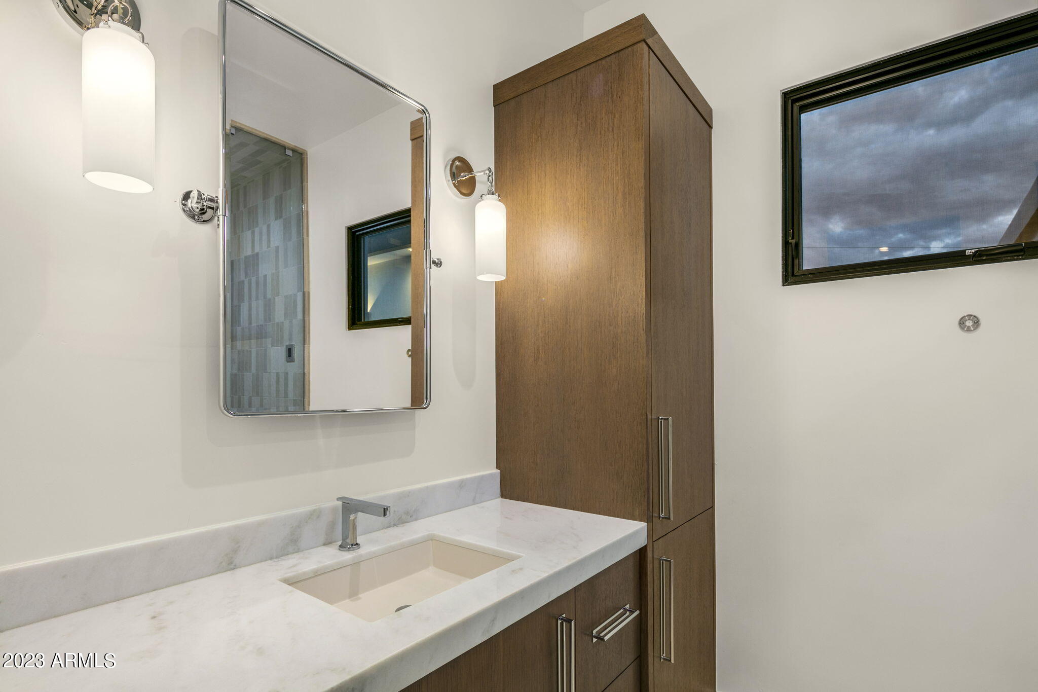 SUNBURST FARMS EAST 5 - Residential