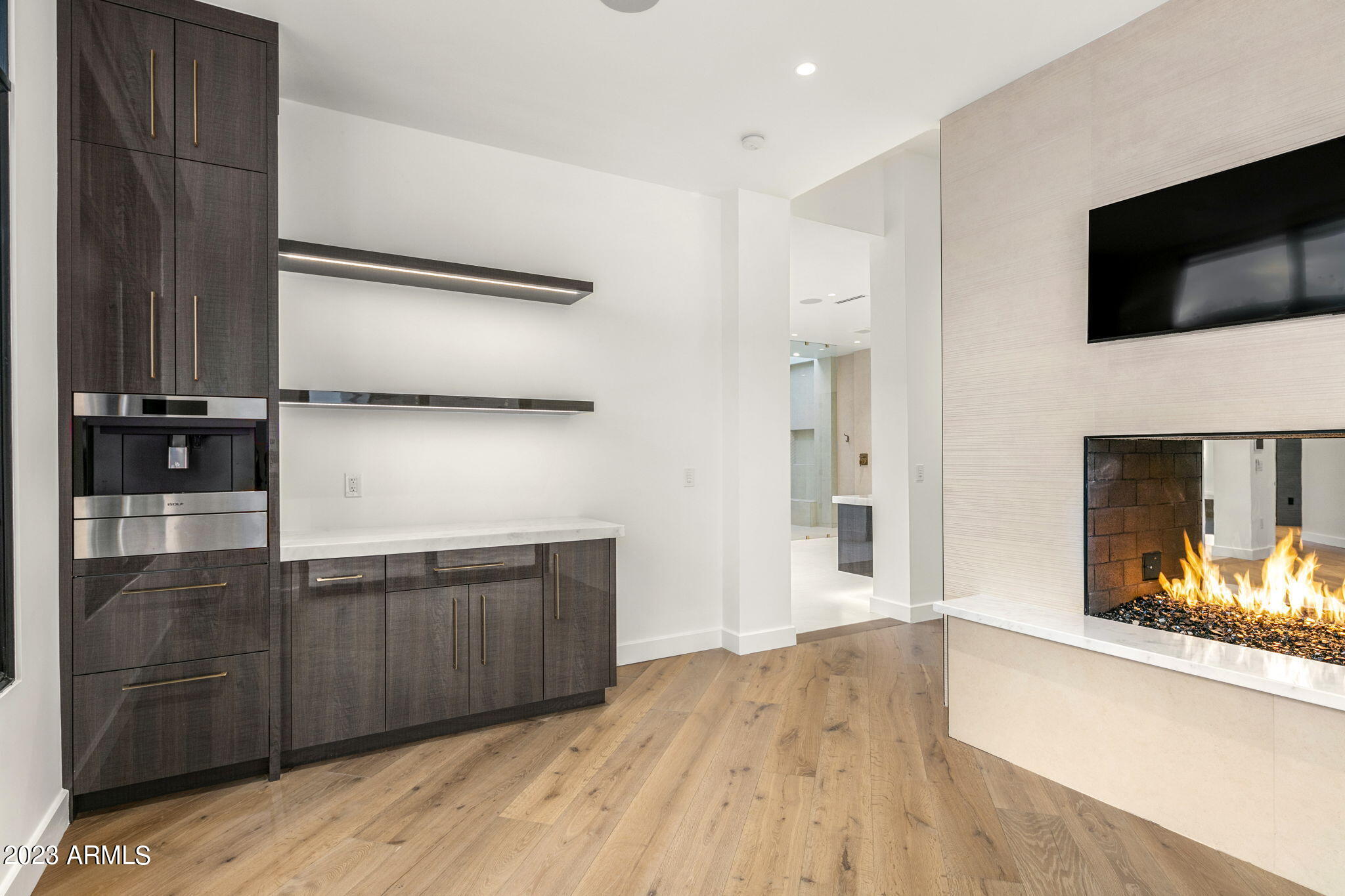 SUNBURST FARMS EAST 5 - Residential