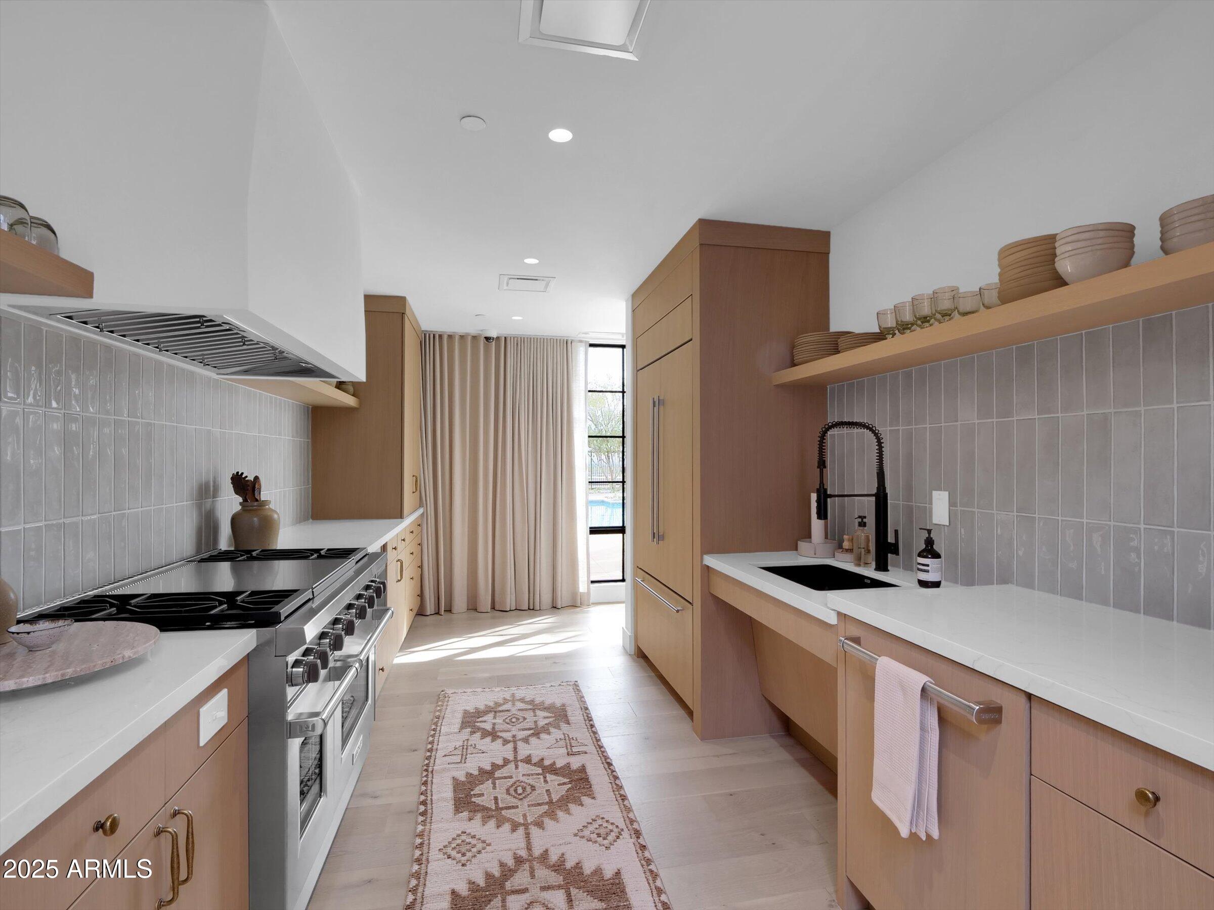 ASCENT AT THE PHOENICIAN MOUNTAINSIDE CONDOMINIUMS - Residential