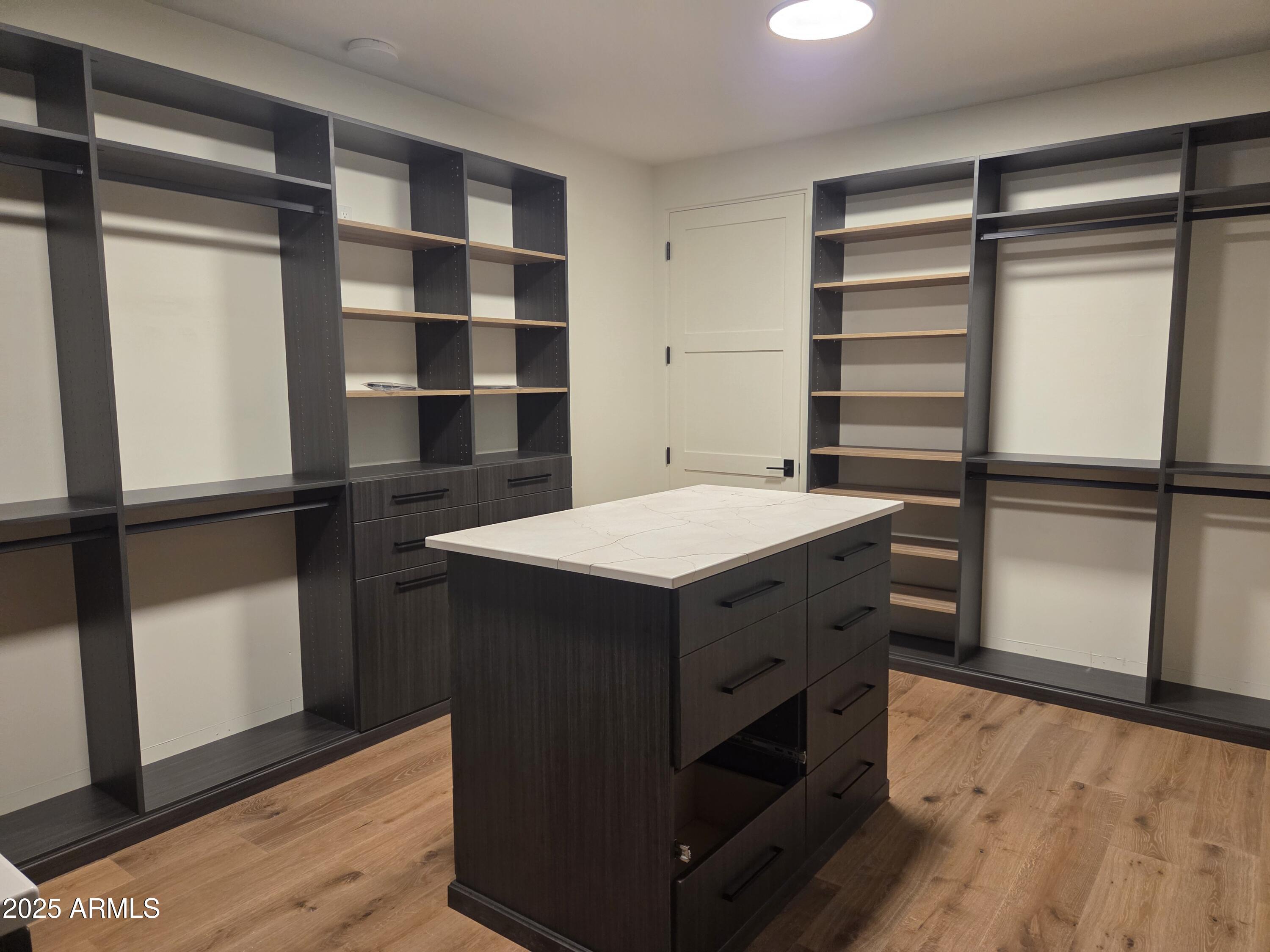 ASCENT AT THE PHOENICIAN MOUNTAINSIDE CONDOMINIUMS - Residential