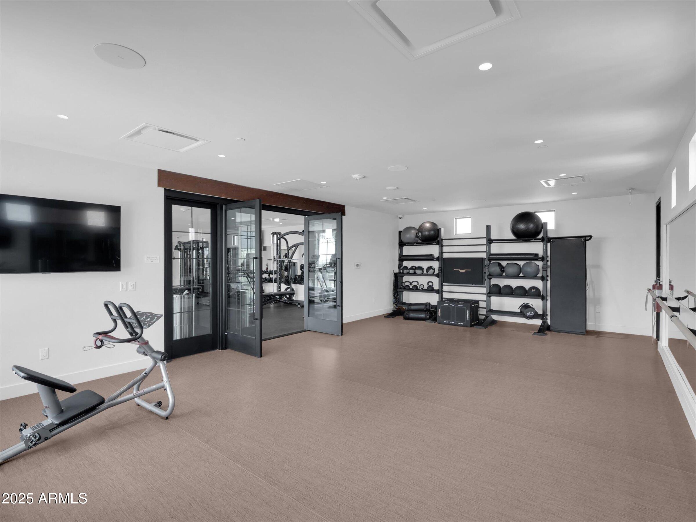 ASCENT AT THE PHOENICIAN MOUNTAINSIDE CONDOMINIUMS - Residential