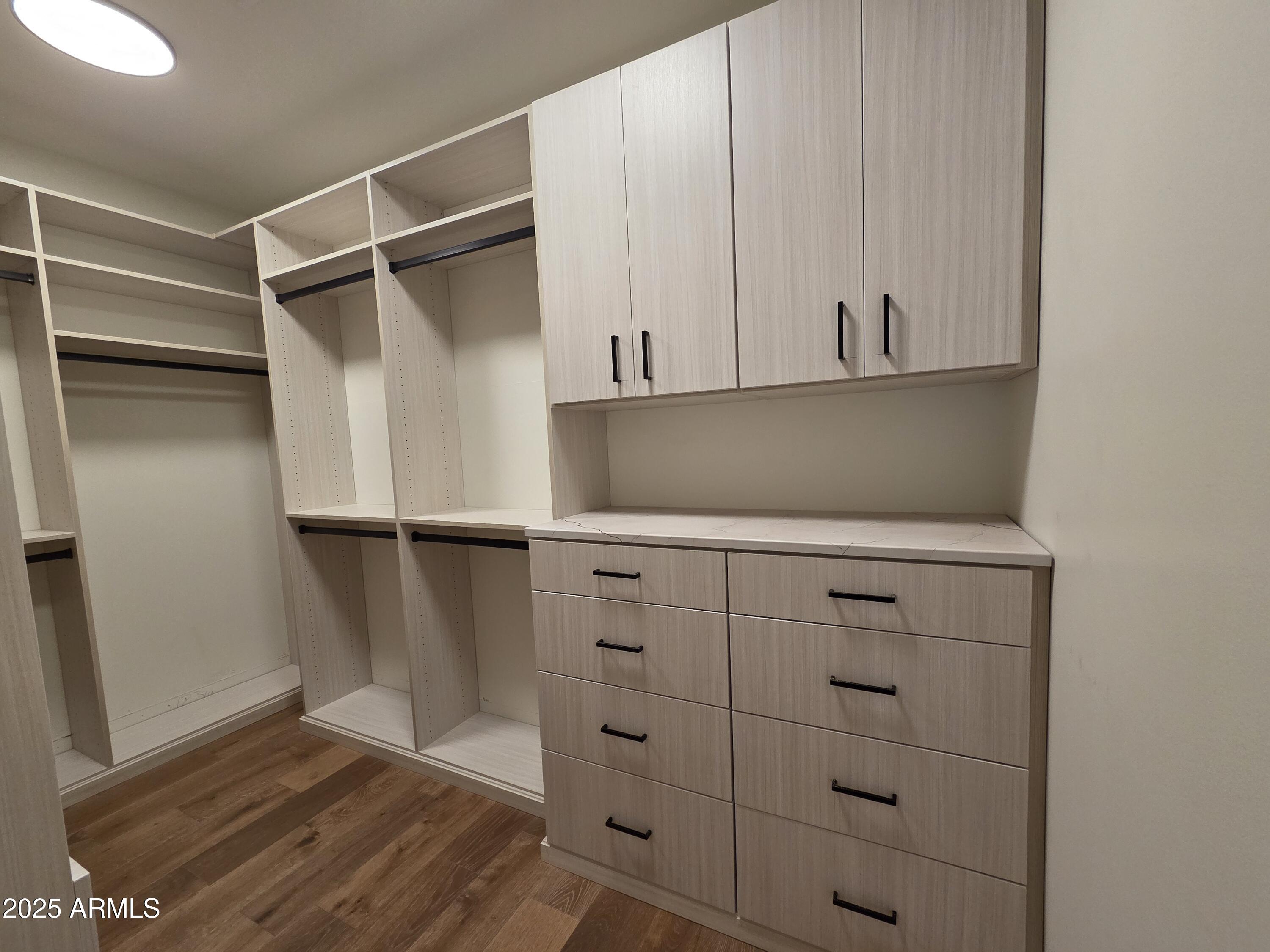 ASCENT AT THE PHOENICIAN MOUNTAINSIDE CONDOMINIUMS - Residential