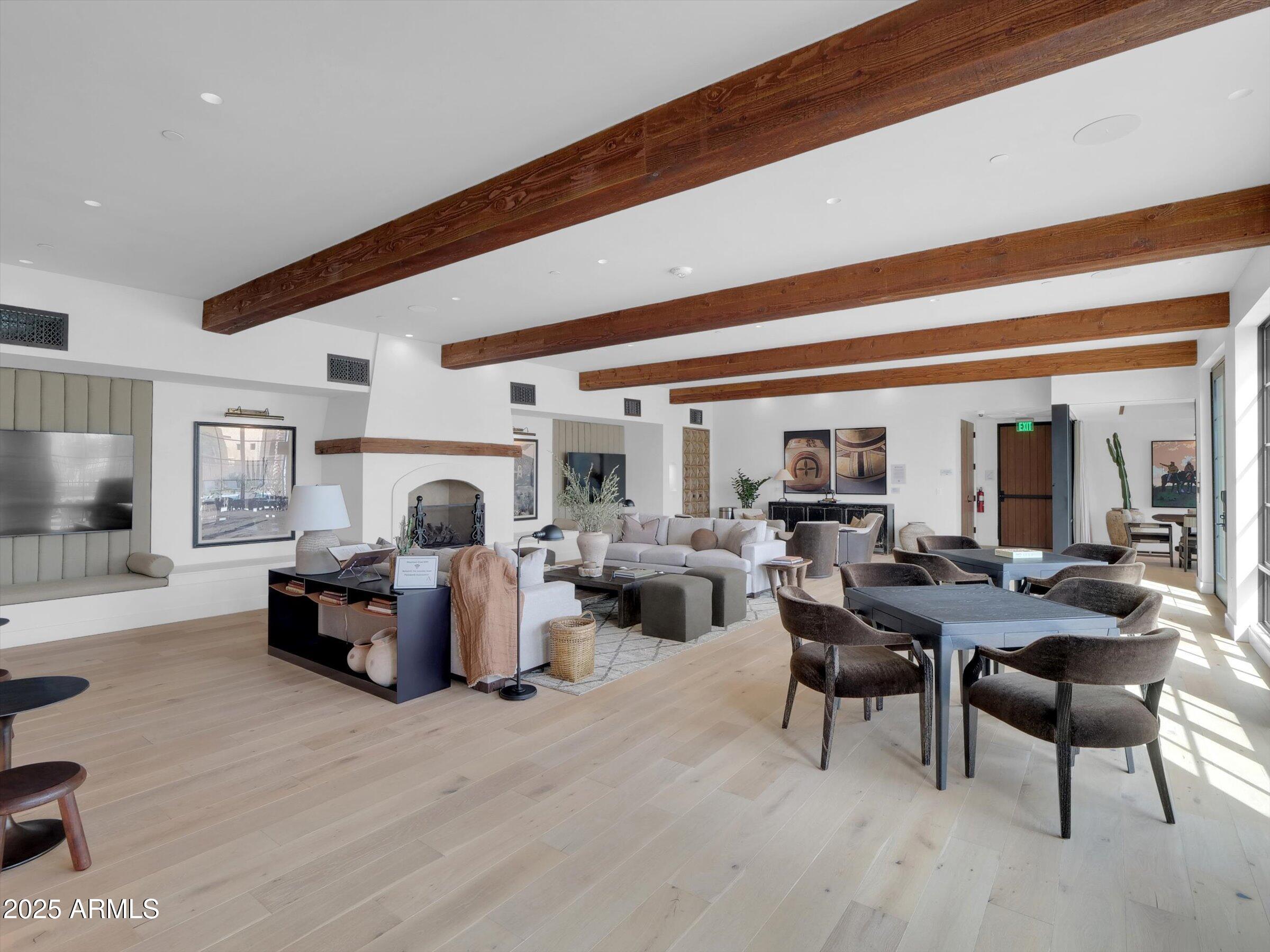 ASCENT AT THE PHOENICIAN MOUNTAINSIDE CONDOMINIUMS - Residential