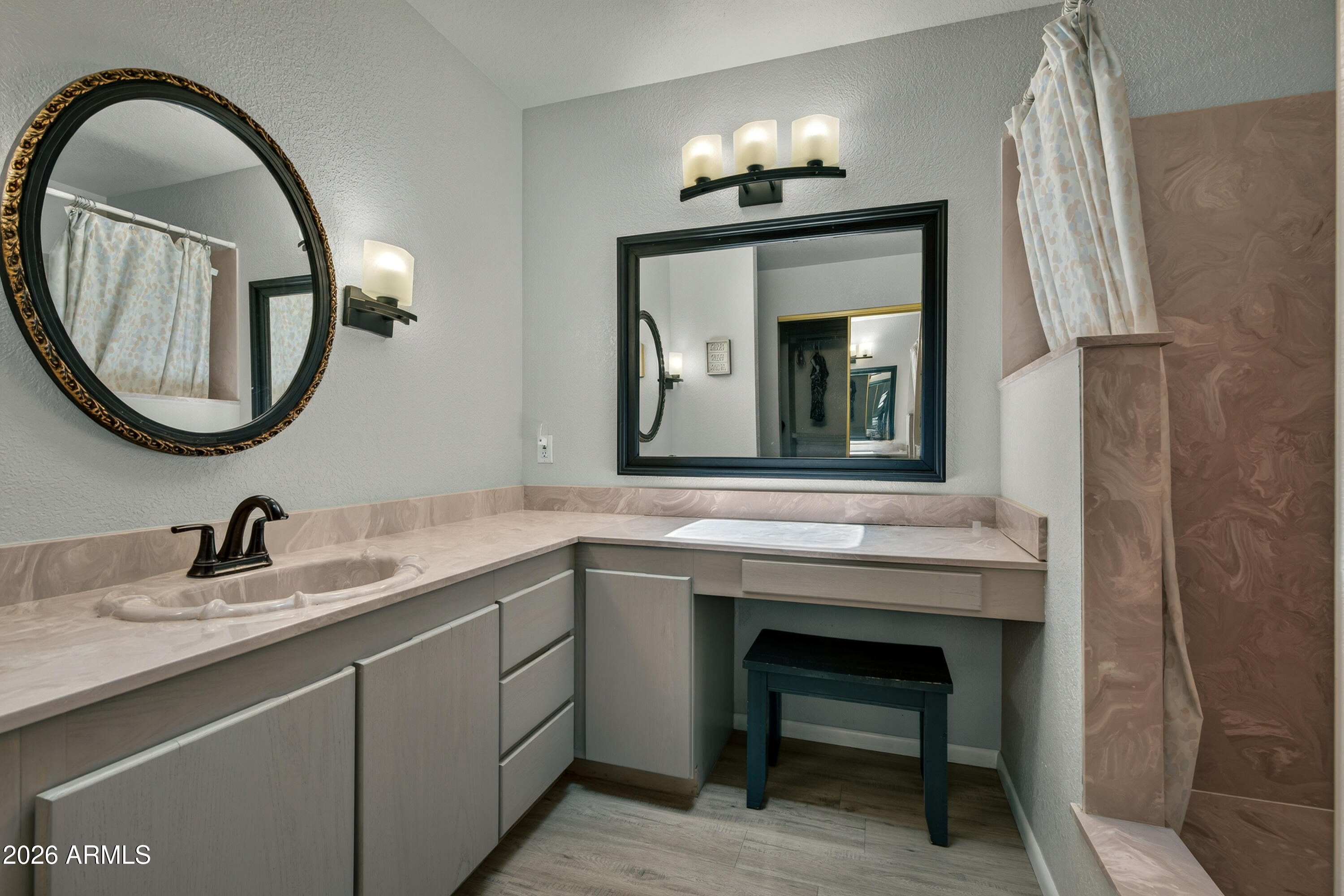 OAK CREEK COUNTRY CLUB ESTATES UNIT 1 REPLAT - Residential
