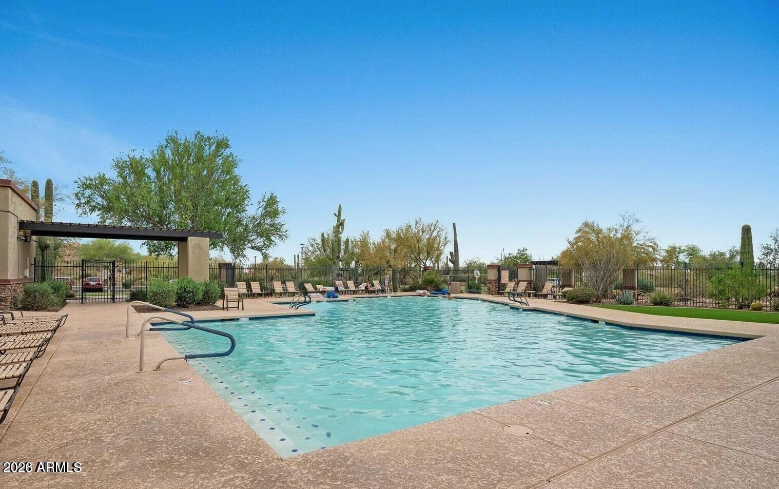 SUPERSTITION FOOTHILLS - Residential