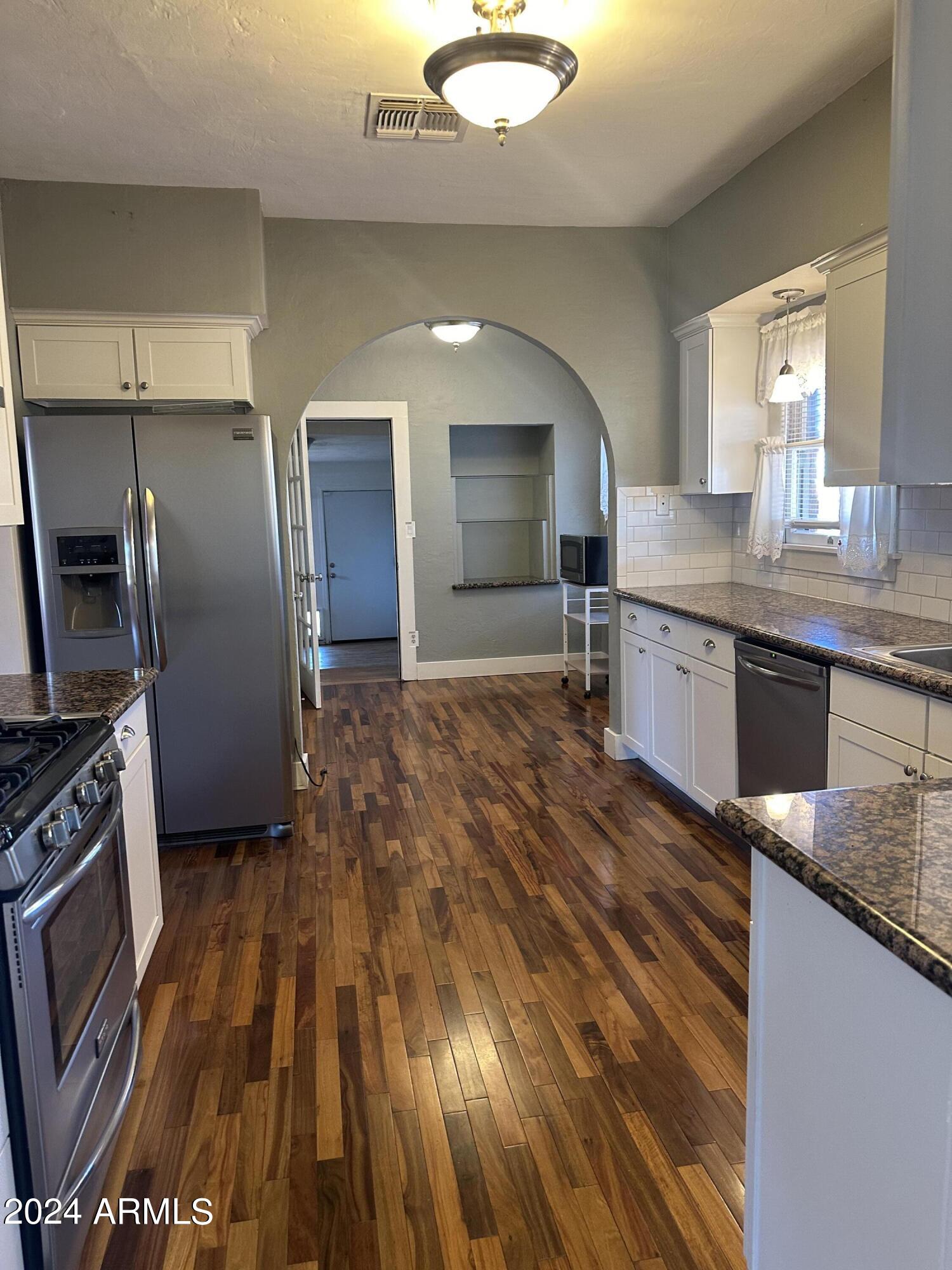 MAXWELTON TRACT LOTS 8 THRU 22 - Residential Lease