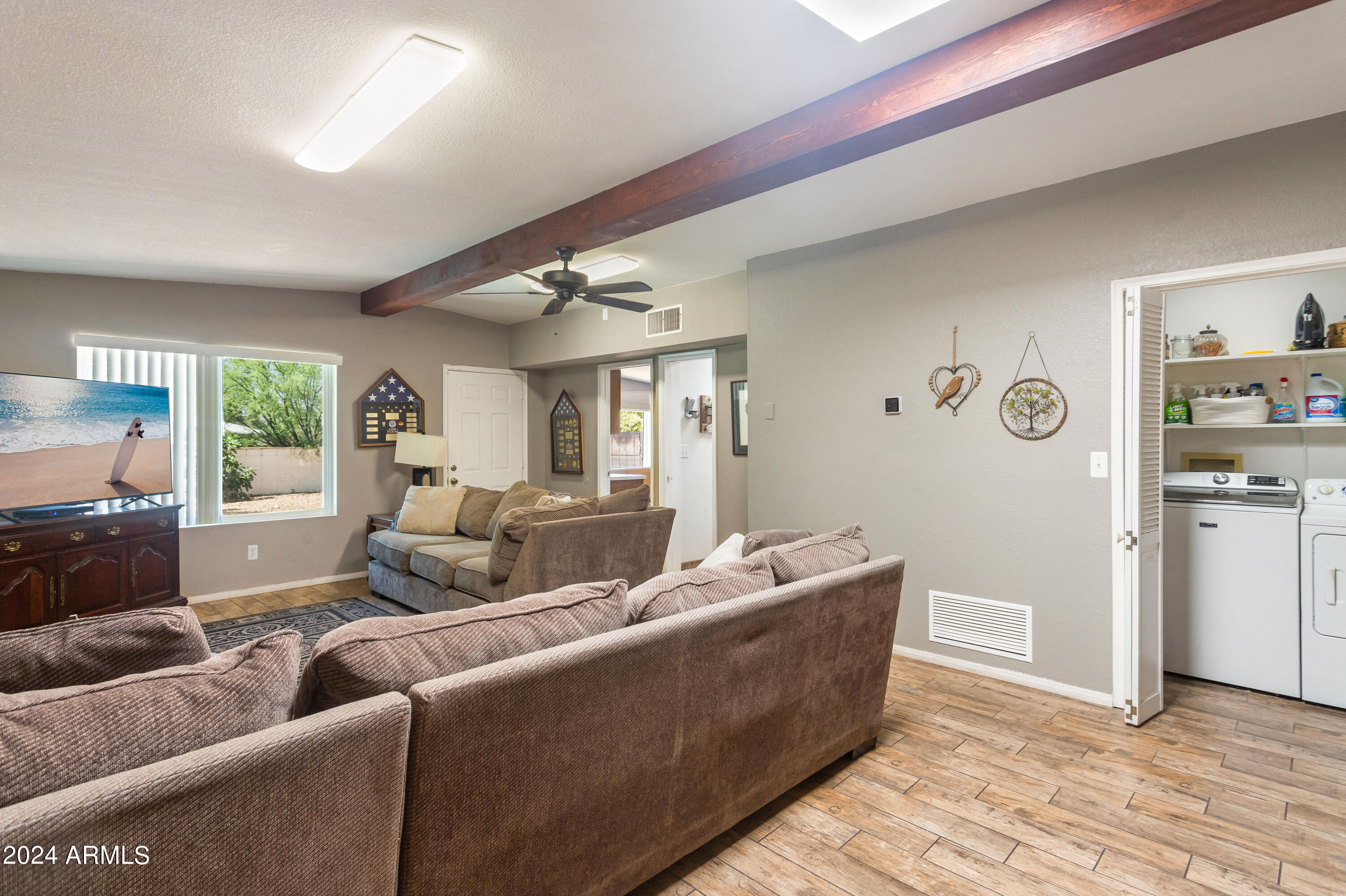 TOWN & COUNTRY ESTATES 6 - Residential