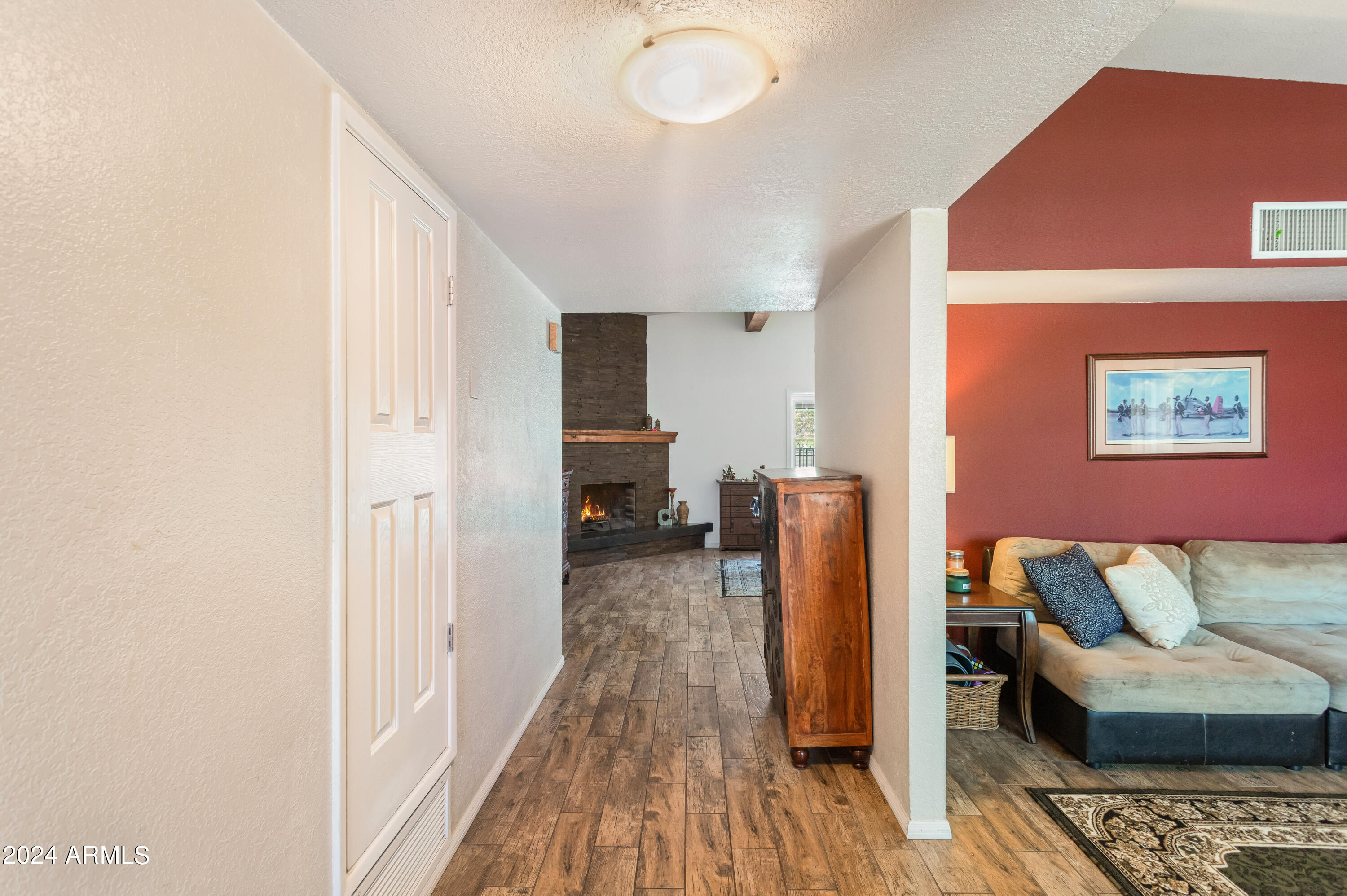 TOWN & COUNTRY ESTATES 6 - Residential