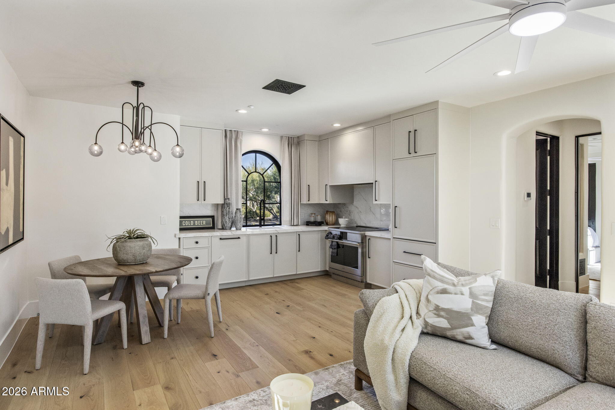 GROSSE POINTE HIGHLANDS - Residential