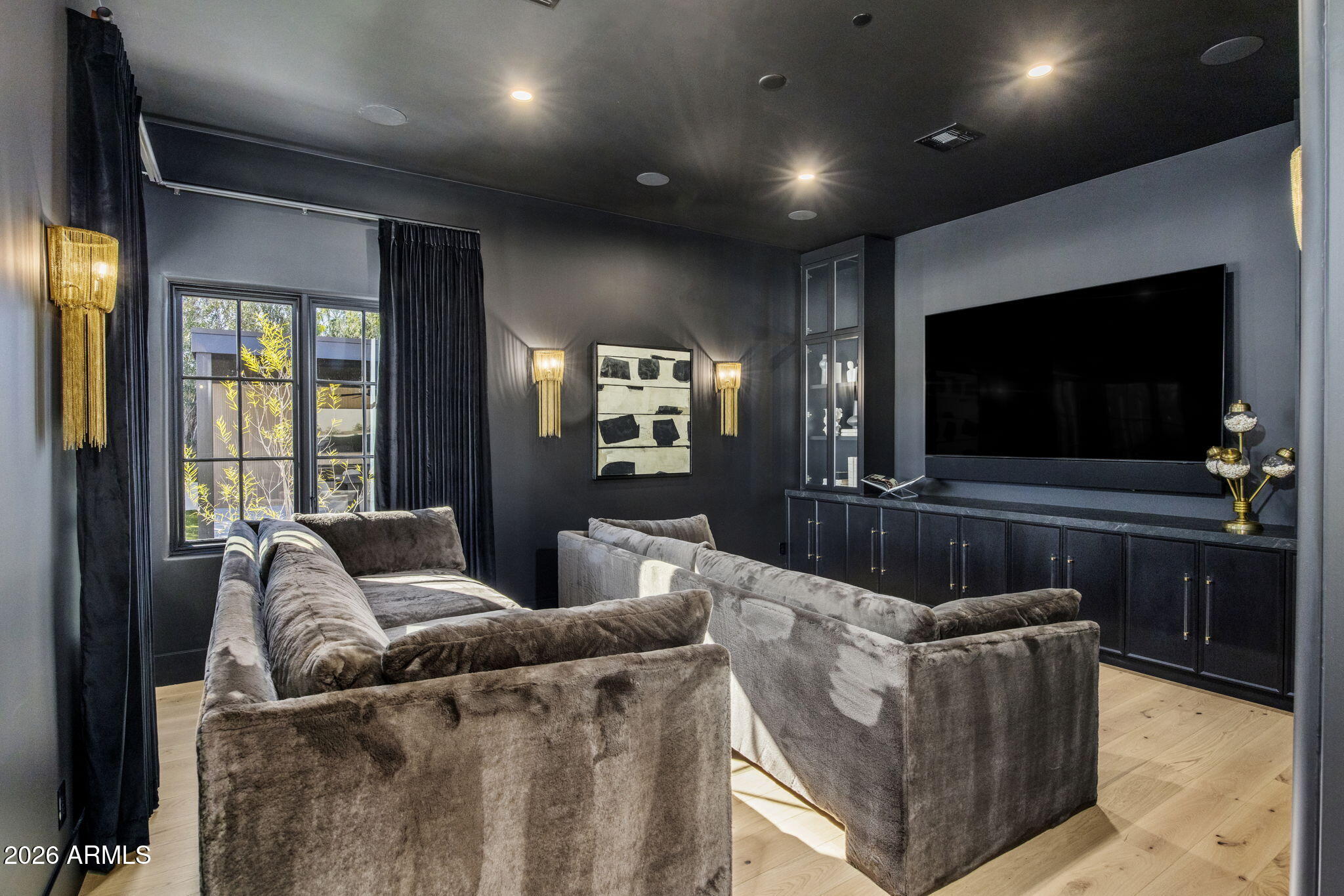 GROSSE POINTE HIGHLANDS - Residential