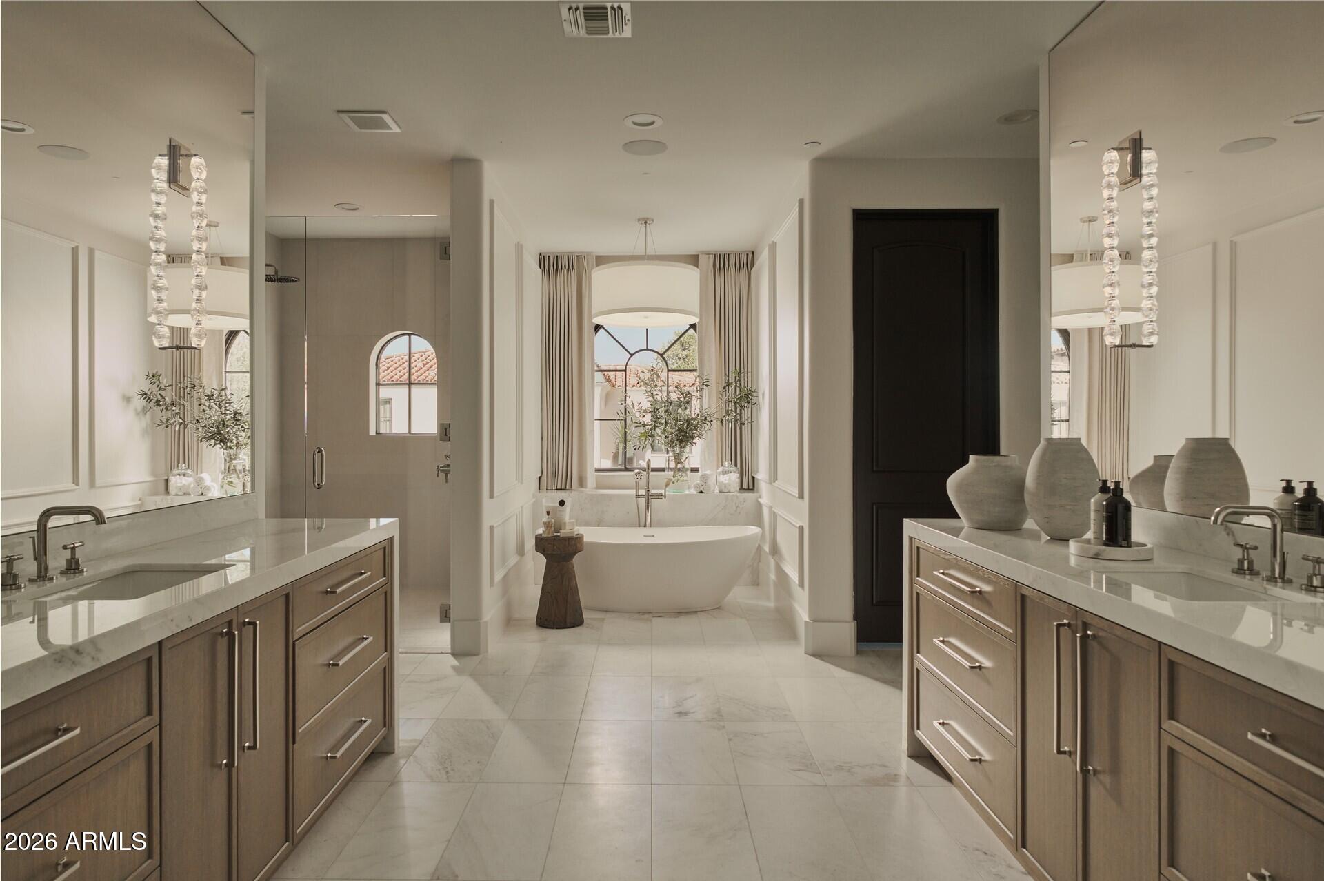 GROSSE POINTE HIGHLANDS - Residential