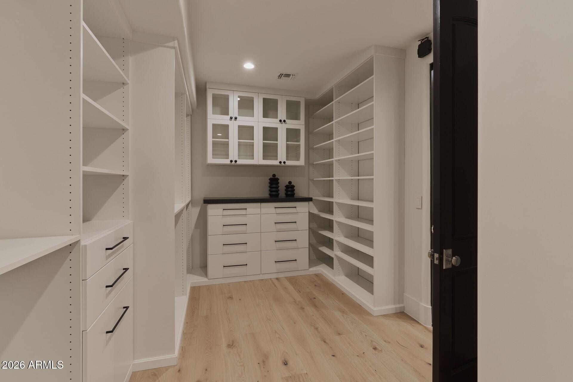 GROSSE POINTE HIGHLANDS - Residential
