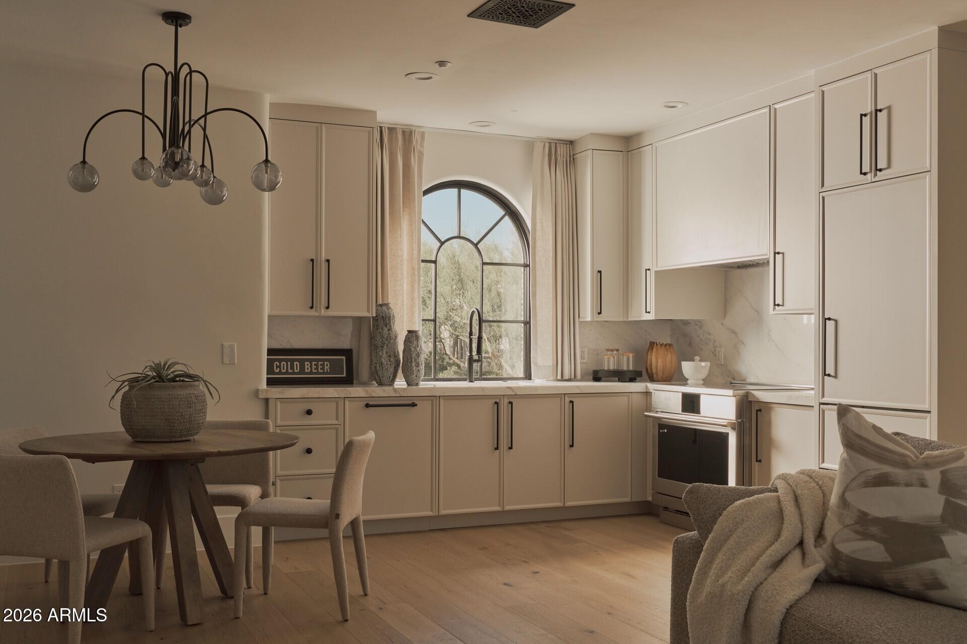 GROSSE POINTE HIGHLANDS - Residential