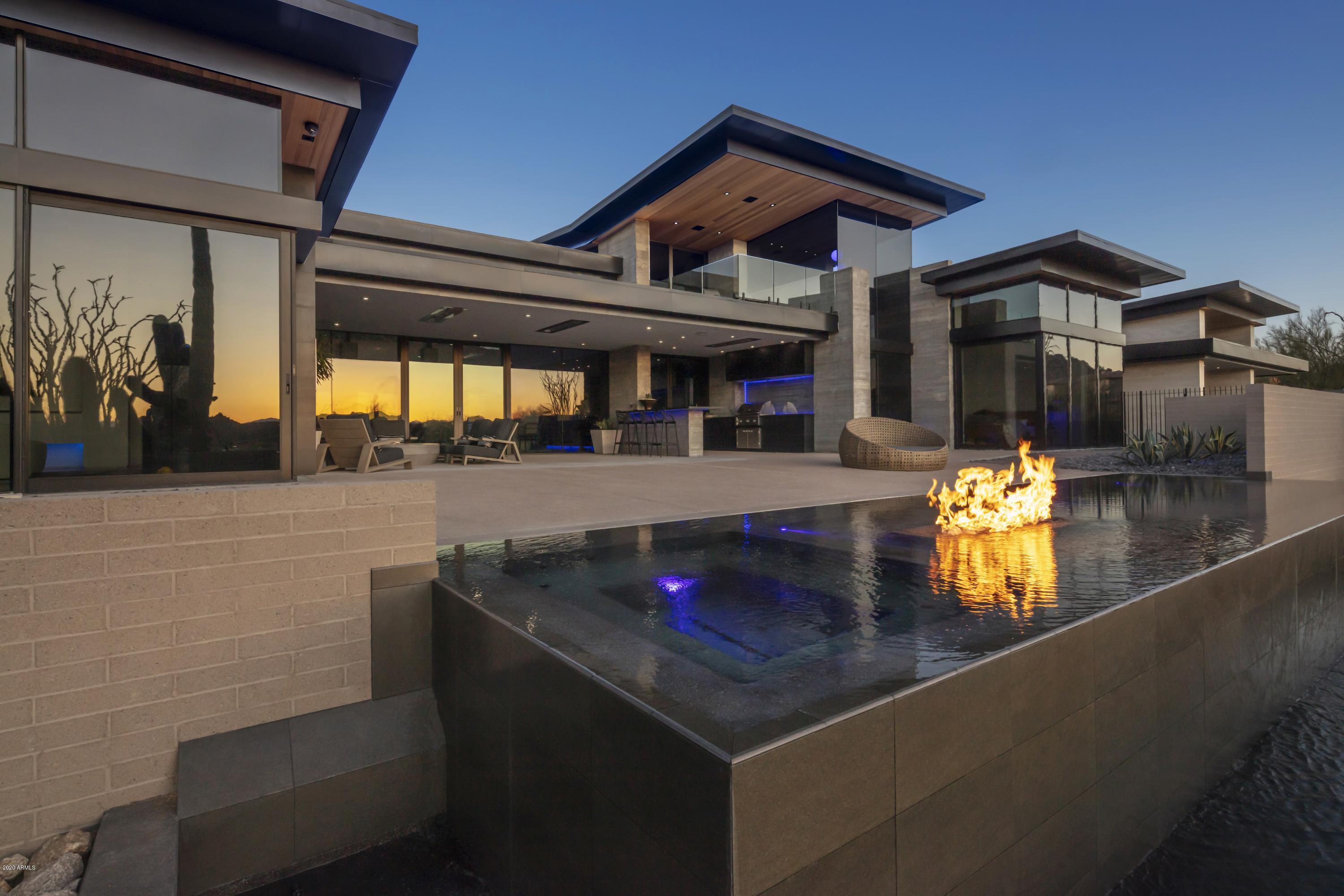 ESTANCIA - Residential