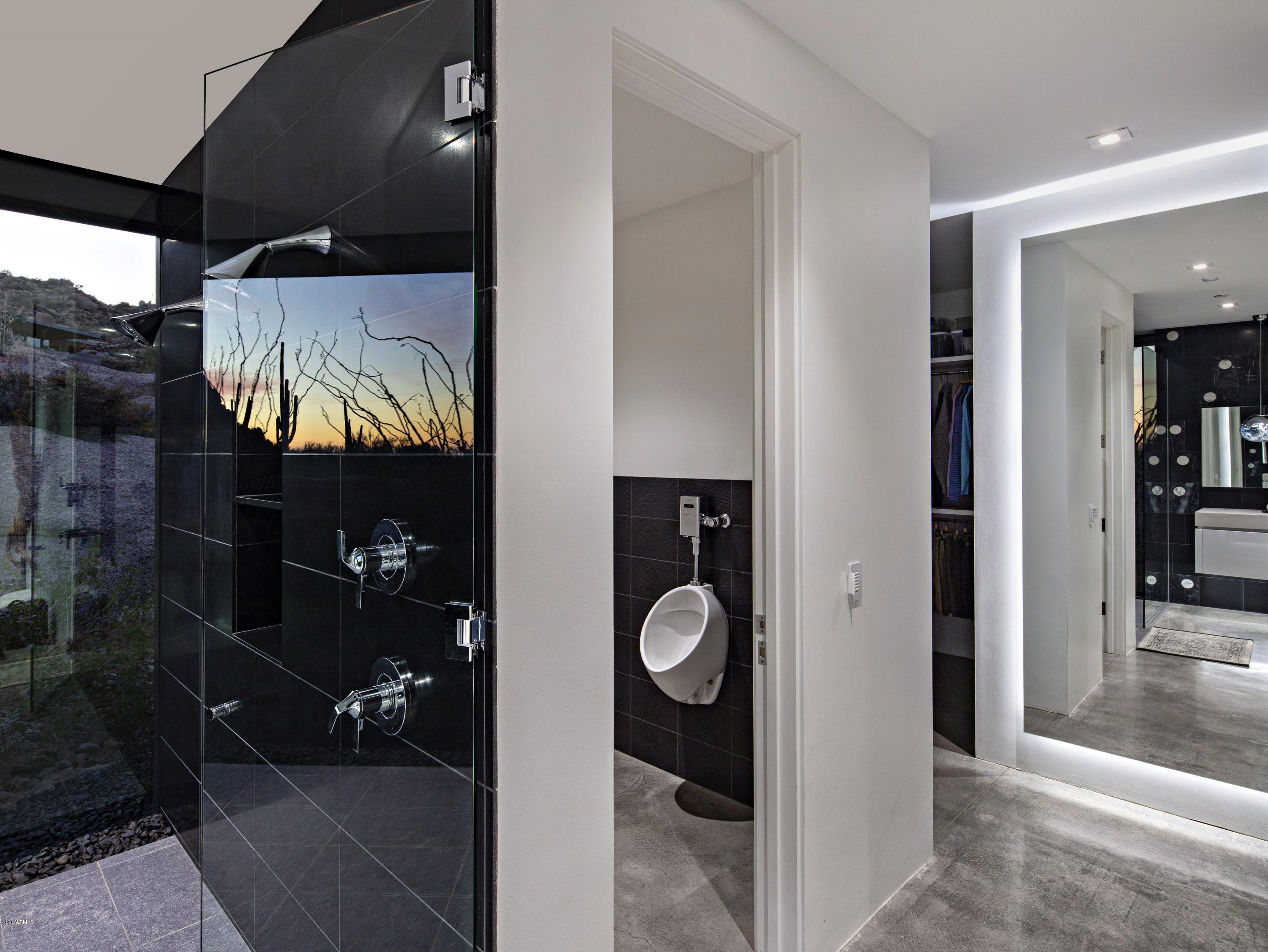 ESTANCIA - Residential