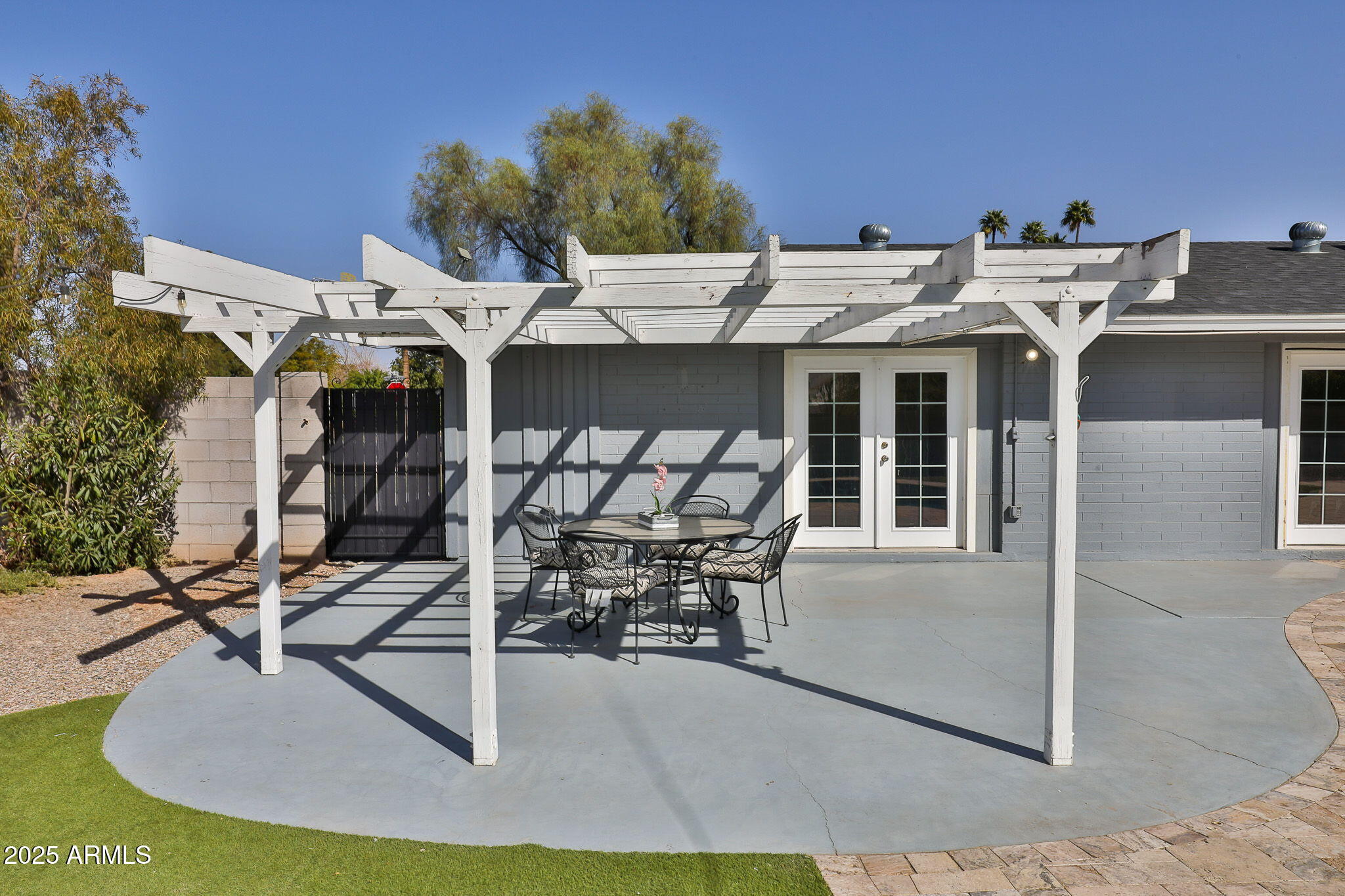NORTH VISTA - Residential