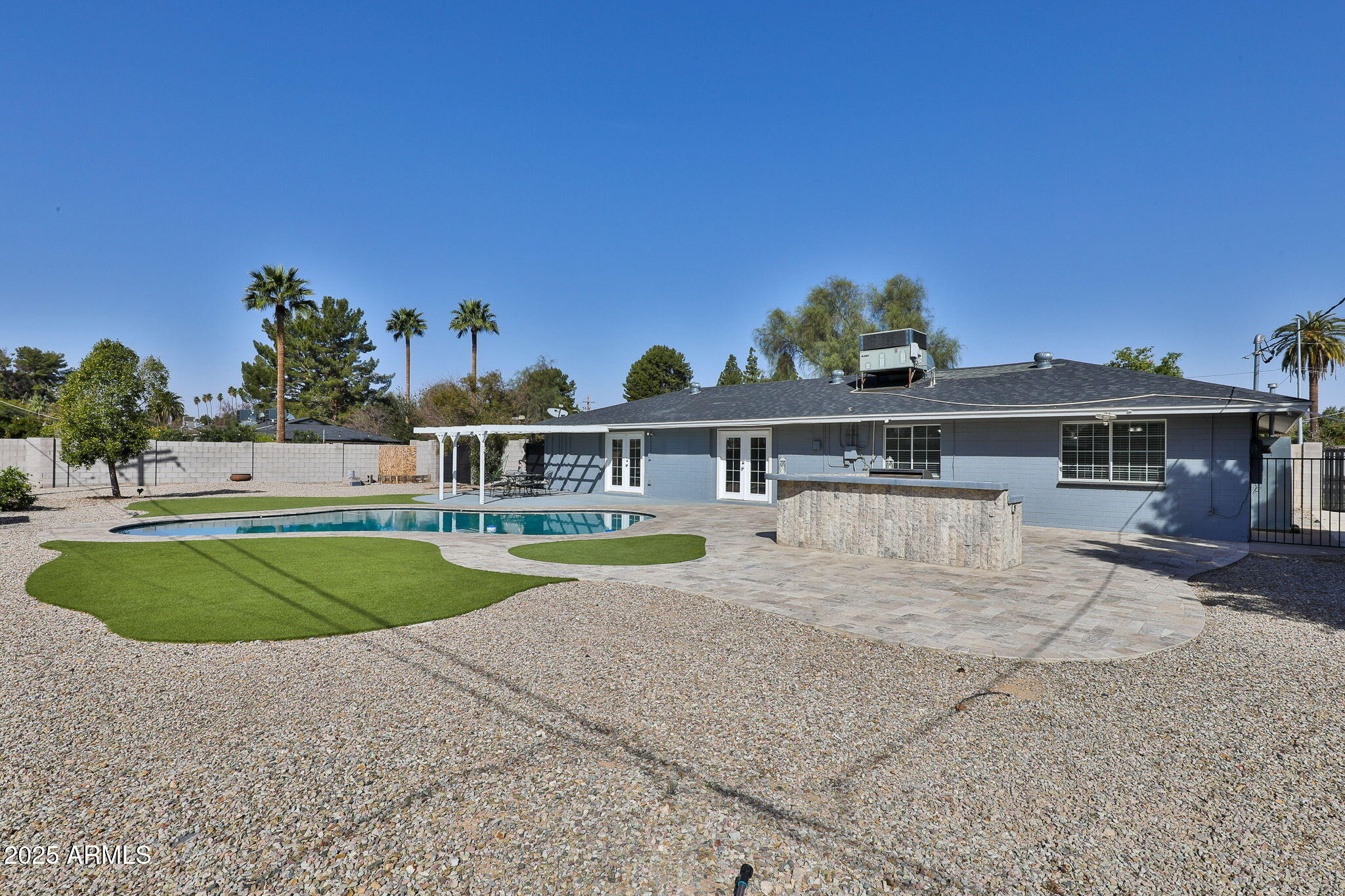 NORTH VISTA - Residential