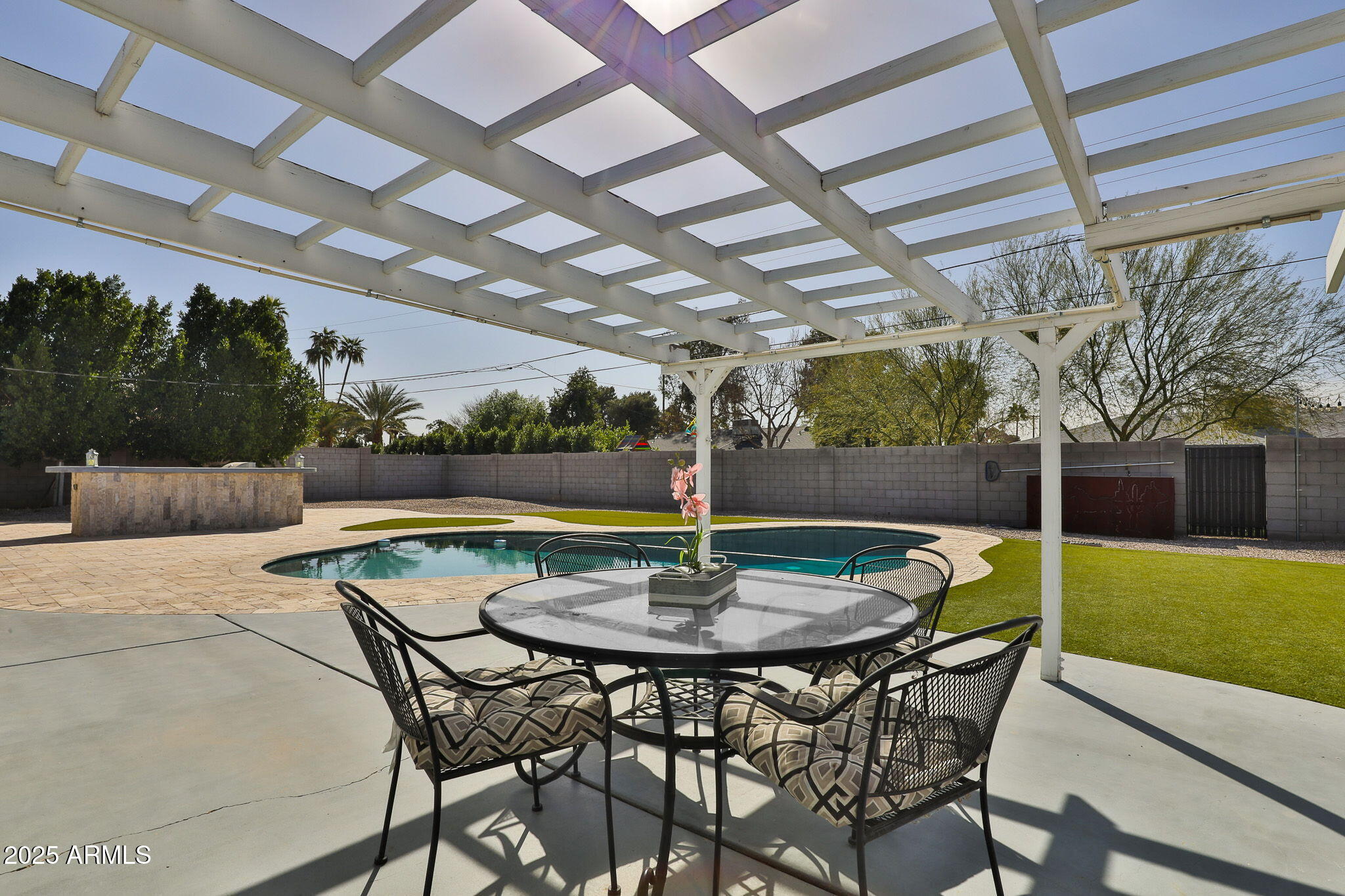 NORTH VISTA - Residential