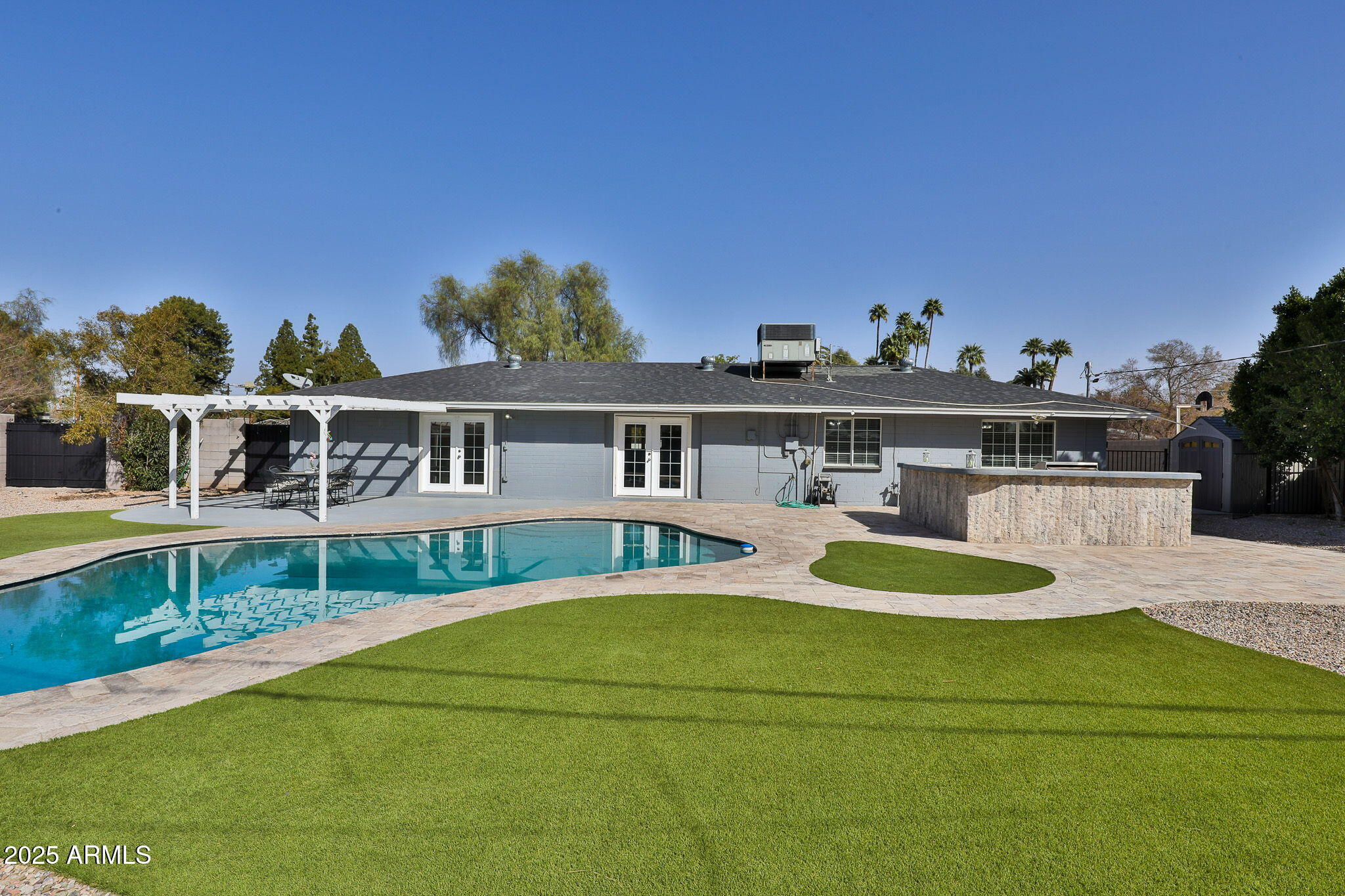 NORTH VISTA - Residential