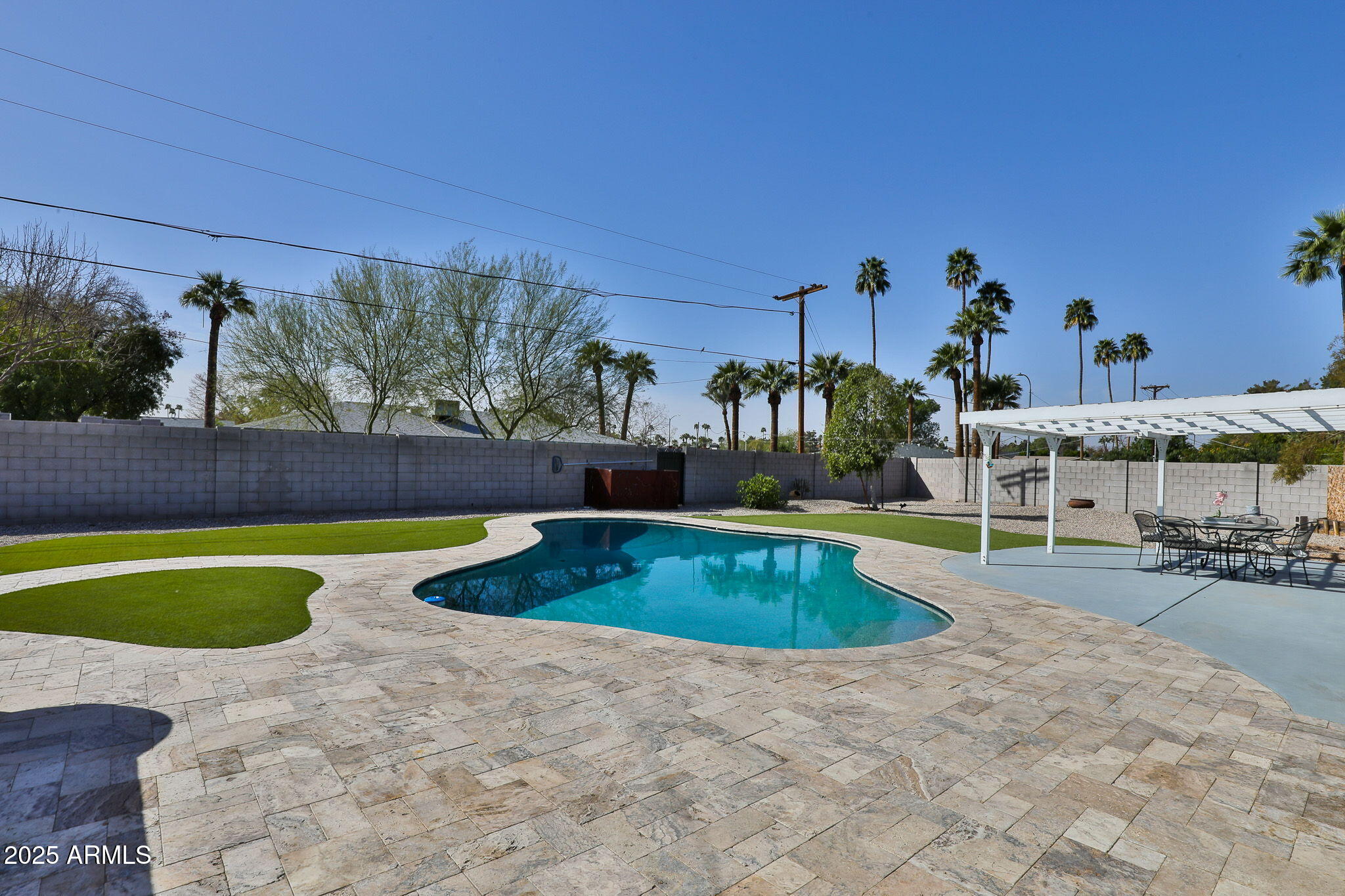NORTH VISTA - Residential