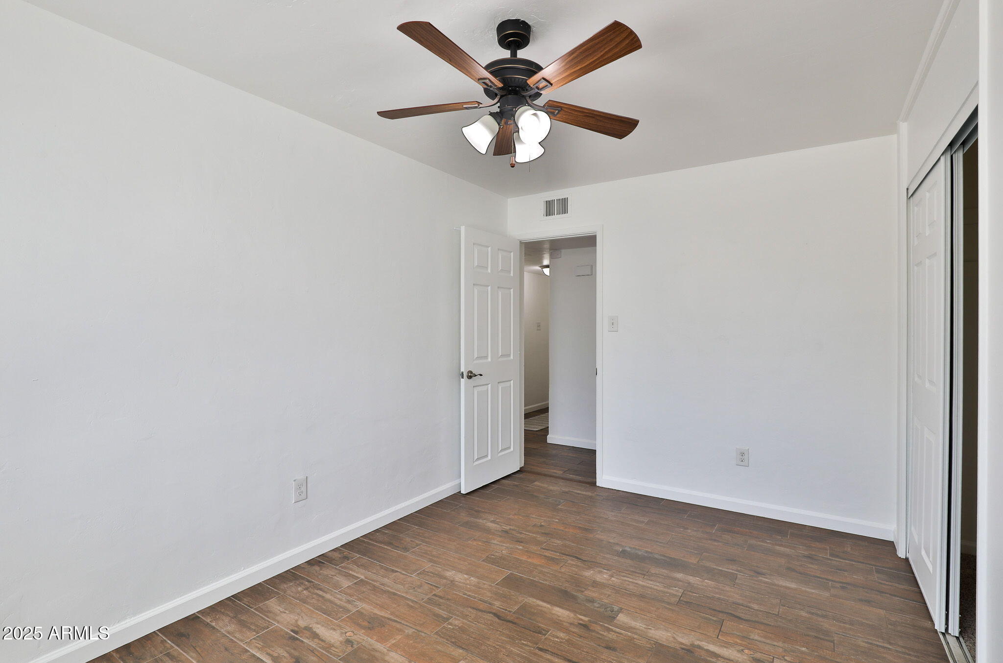 NORTH VISTA - Residential